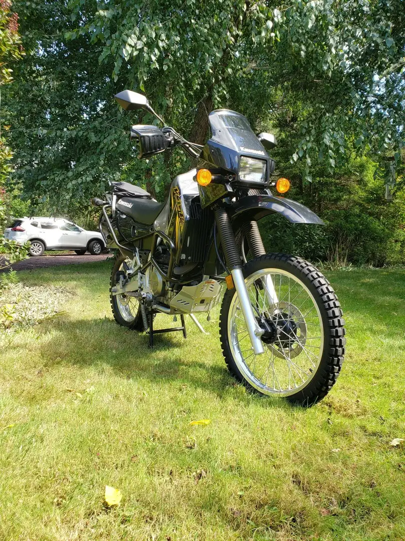 Kawasaki KLR 650 Enduro in Schwarz gebraucht in Eisenbach für