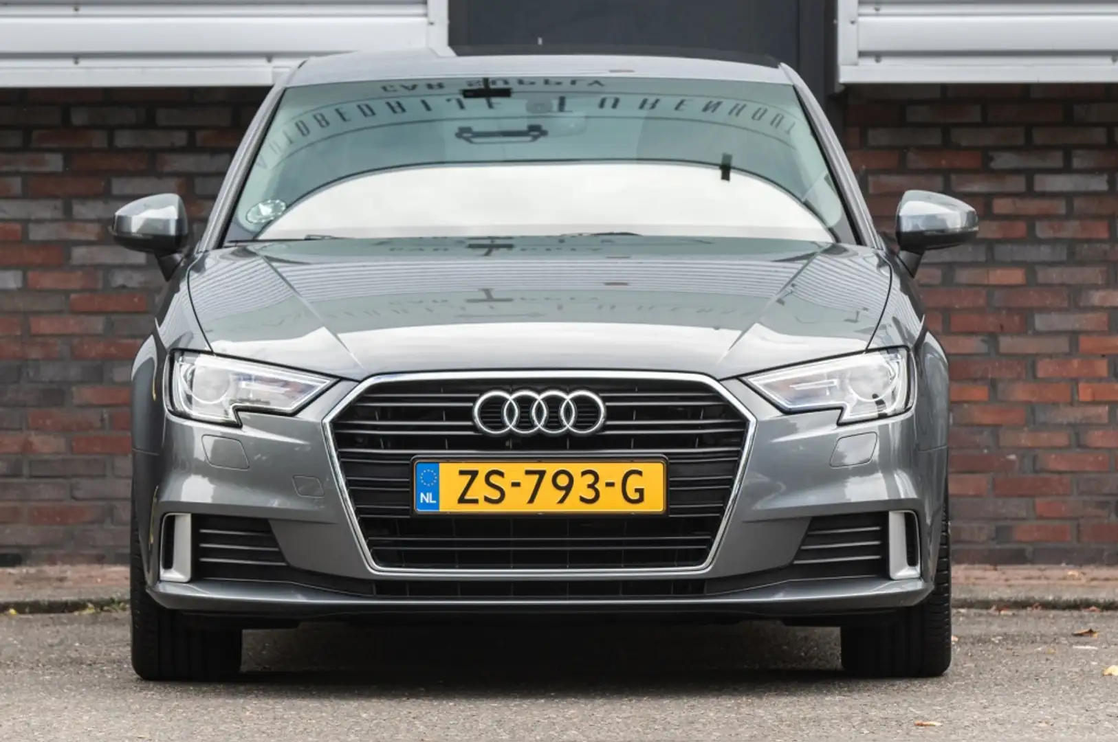 Audi A3 Sportback 35 TFSI CoD ProL. 22.000 km! Grijs - 1