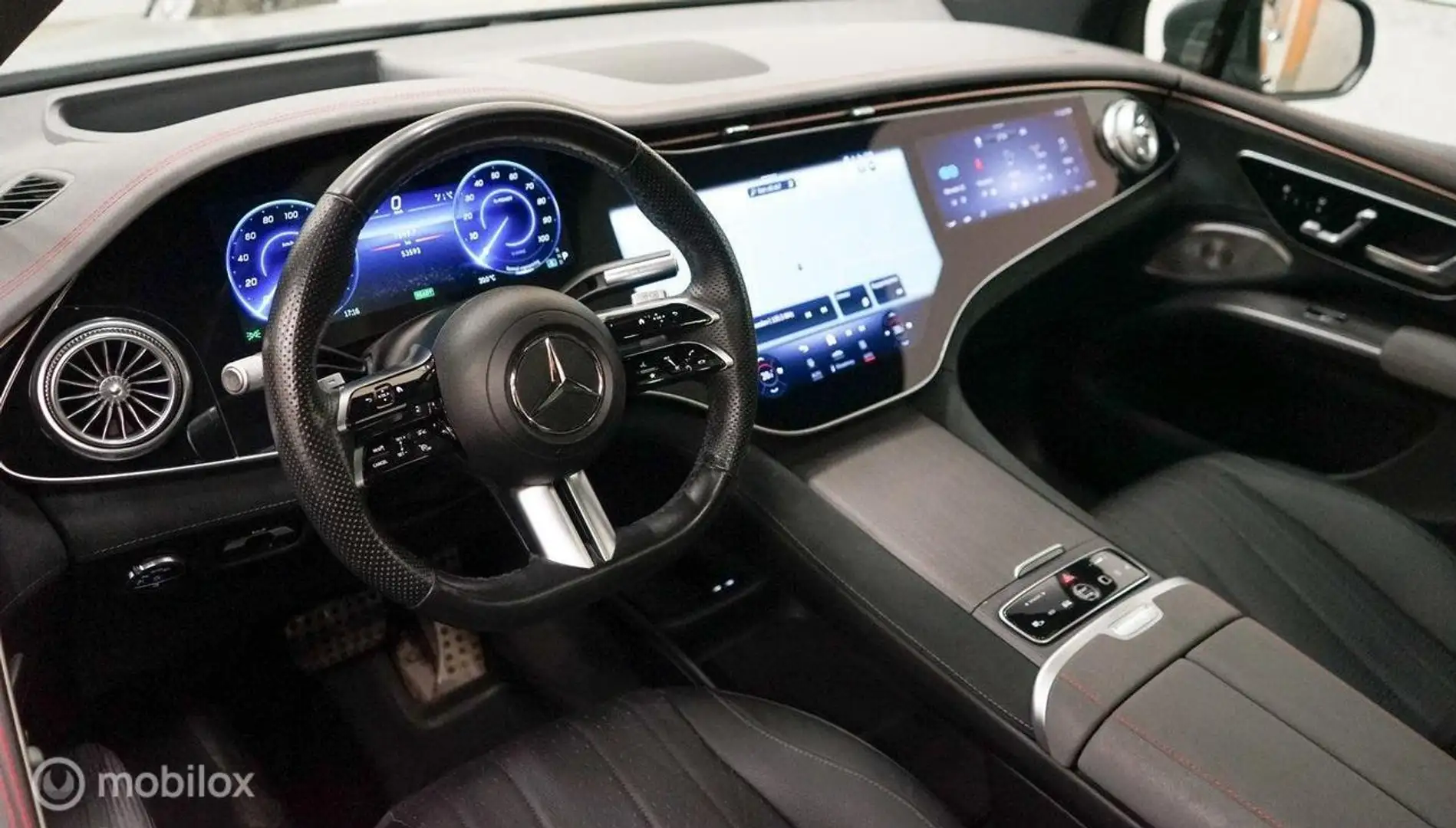 Mercedes-Benz EQS SUV 450 4MATIC AMG Line 108 kWh Premium Plus - 2