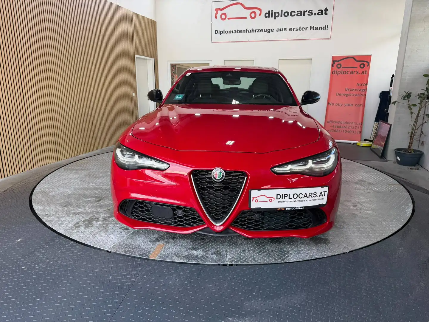 Alfa Romeo Giulia Ti Q4 Blau - 2
