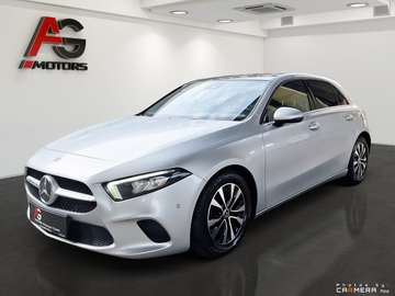 Aut./LED/Panorama/AHK/Navi/Kamera/SHZ/1.Besitz