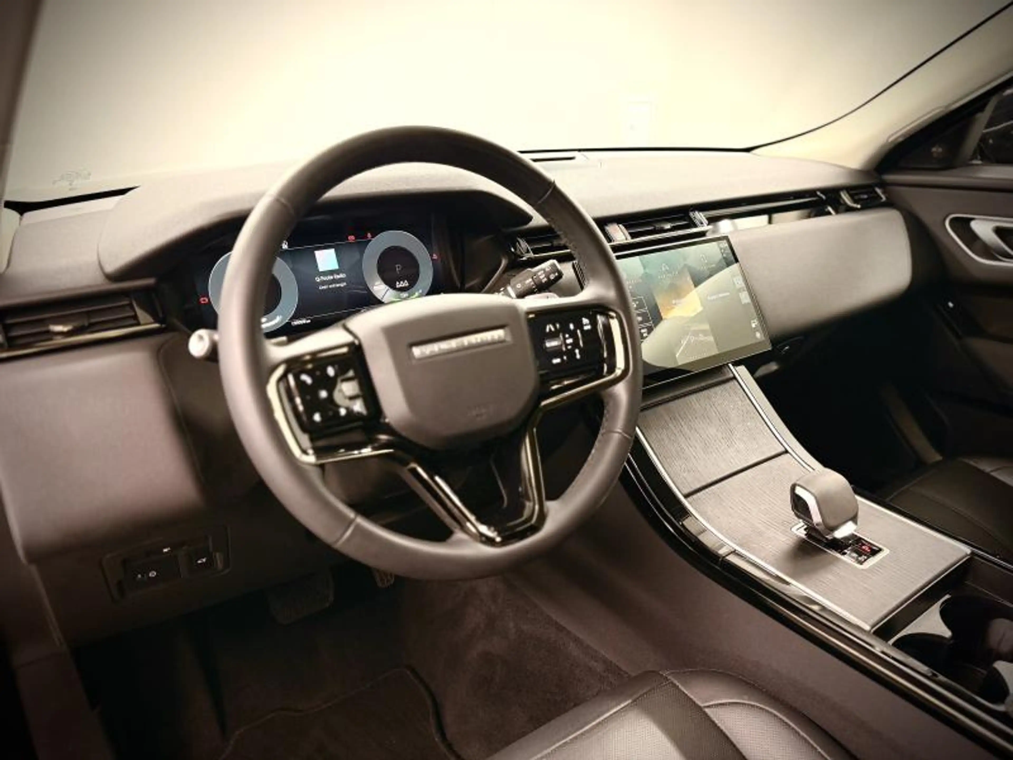 Land Rover Range Rover Velar P400e S AWD Auto. 24MY — photo 14
