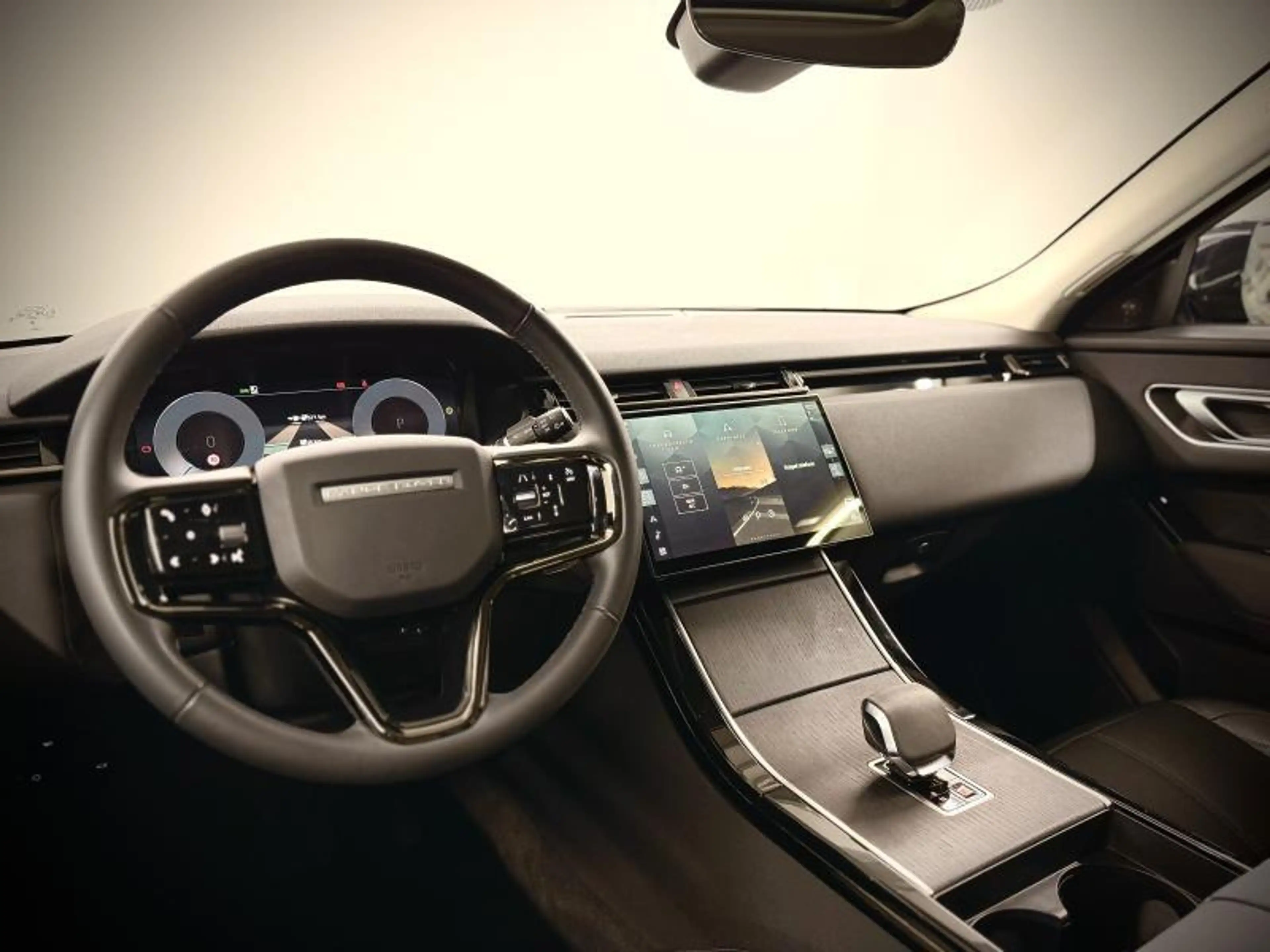 Land Rover Range Rover Velar P400e S AWD Auto. 24MY — photo 15