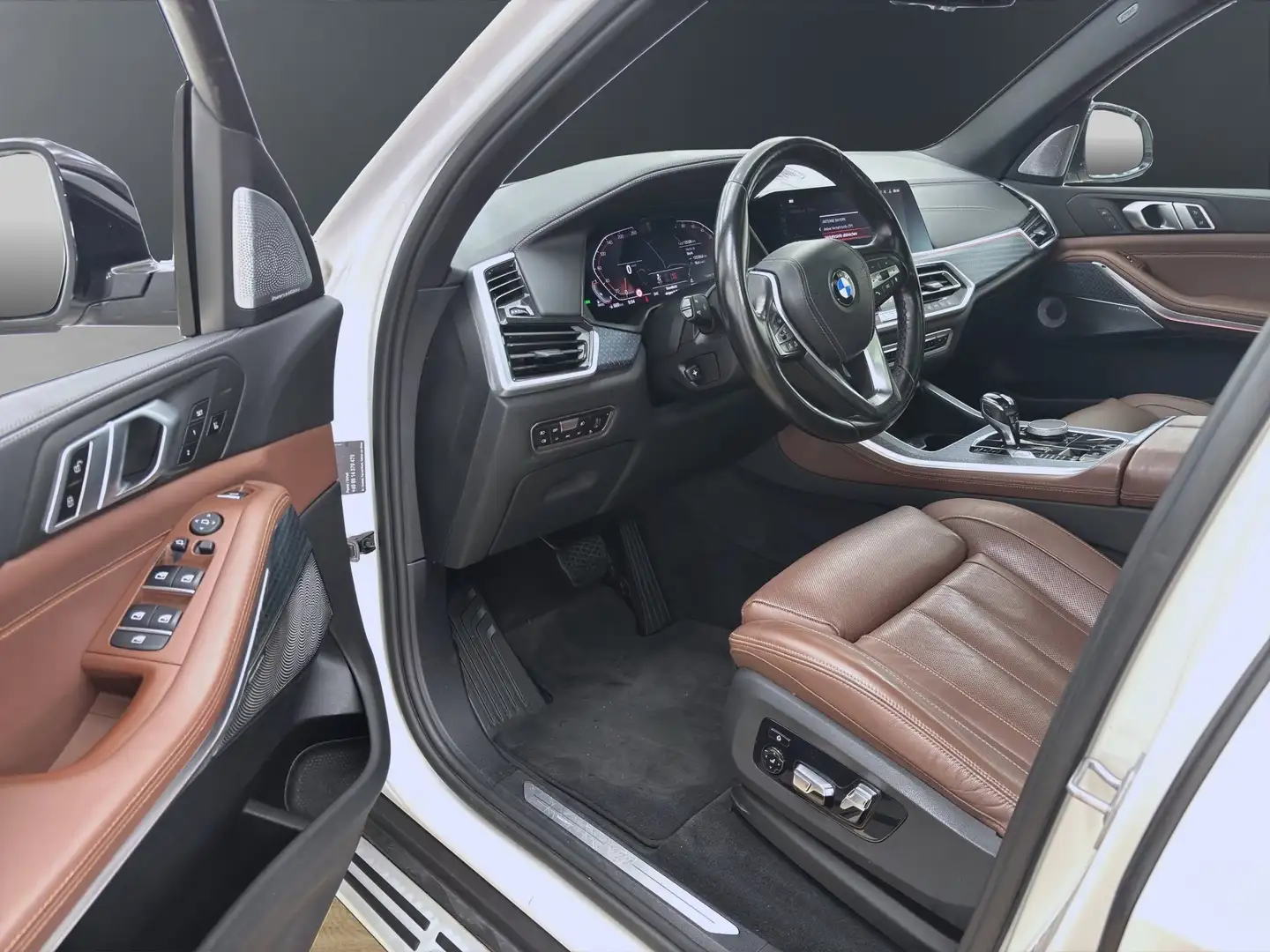 BMW X5 xDrive30d [xLine, Laser, B&W Sound, AHK, HUD] Weiß - 2