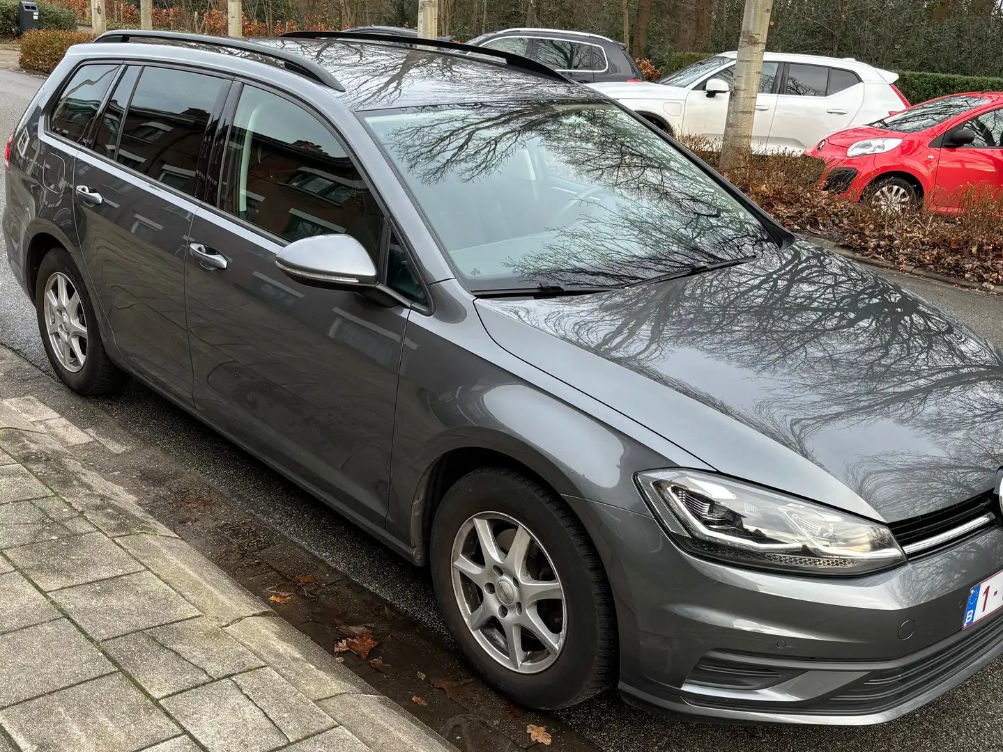 Volkswagen Golf Variant Golf Variant 1.2 TSI Trendline Grijs - 1