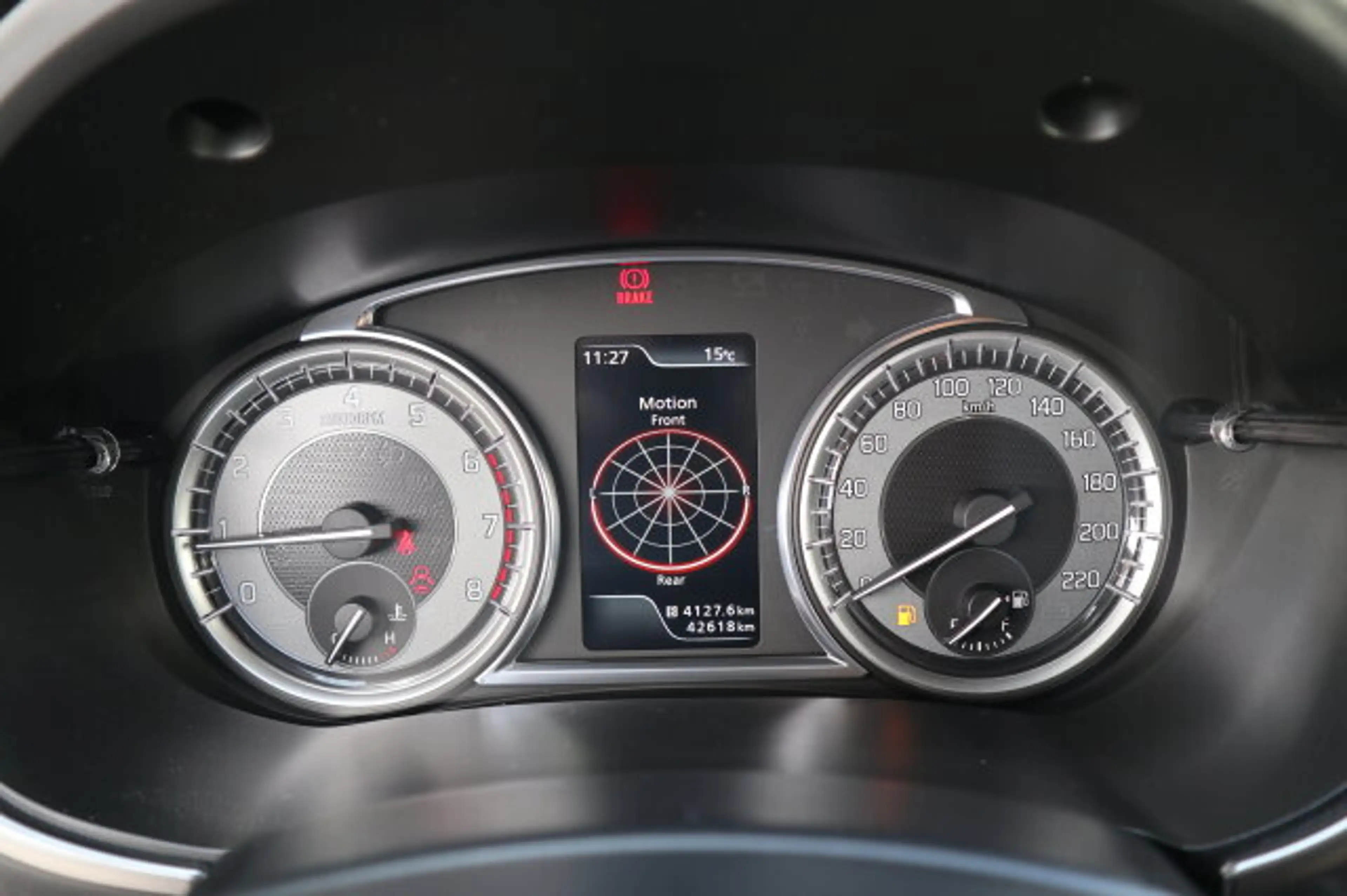 Suzuki Vitara Vitara 1.4 HYBRID 4x2 Comfort Klima/Sitzhzg. LED — photo 15
