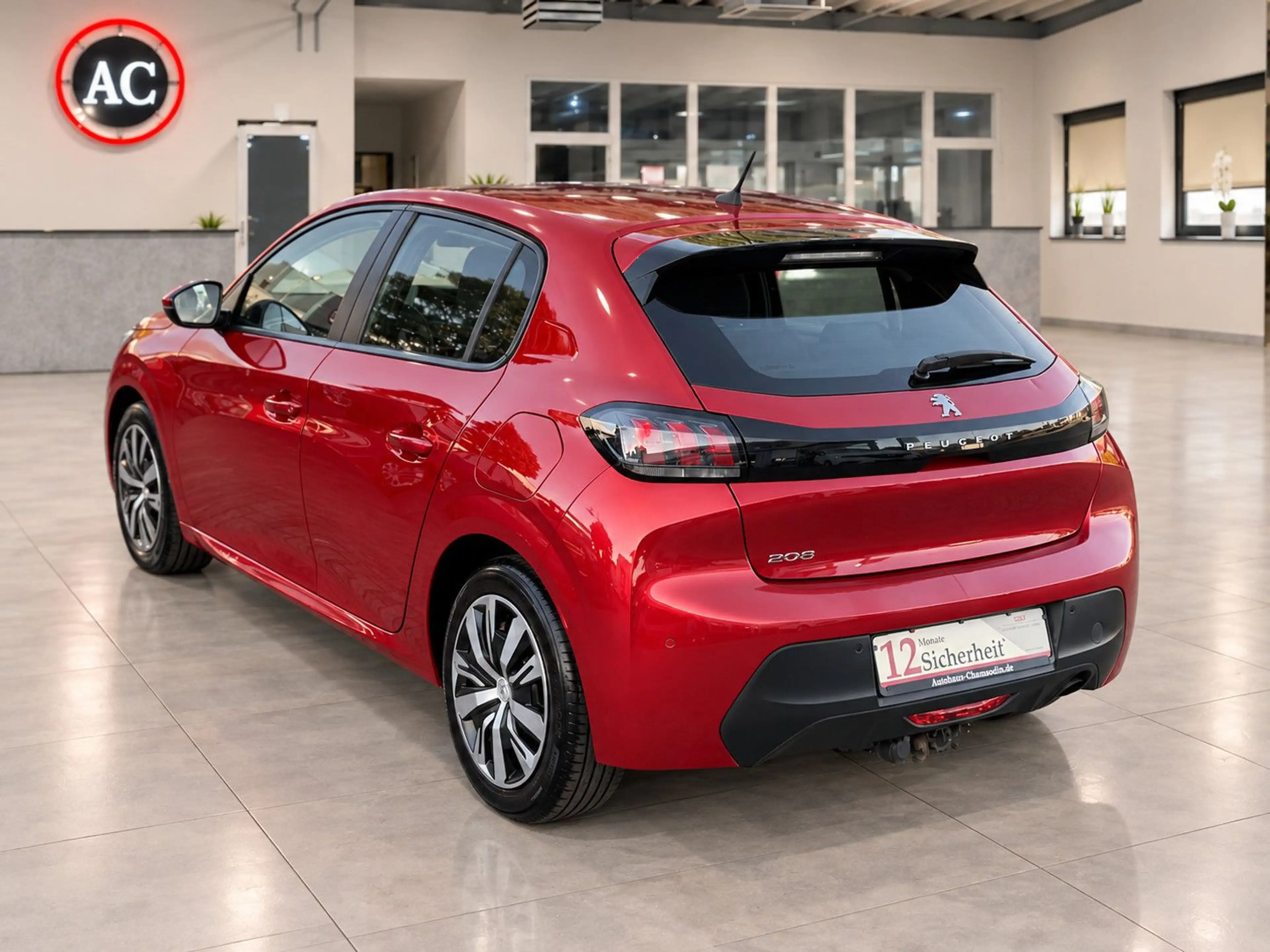 Peugeot 208 Active — photo 4