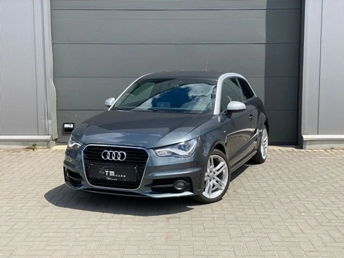Audi A1 A1 1.4 TFSI S tronic S line Sportpaket 185PK Gris - 1