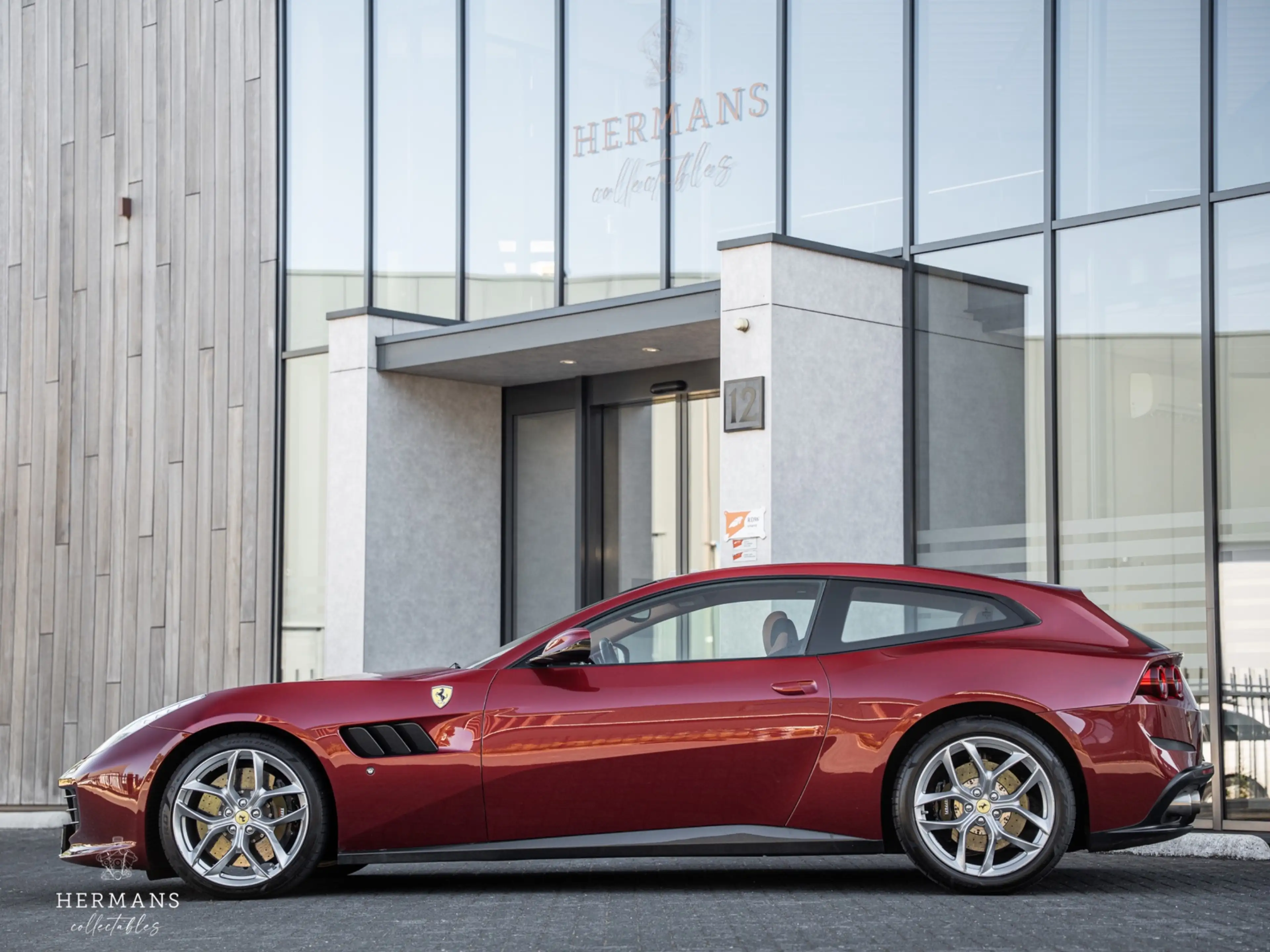 Ferrari GTC4 Lusso GTC4Lusso T 3.9 V8 / Full PPF / Carbon / Passanger — photo 14