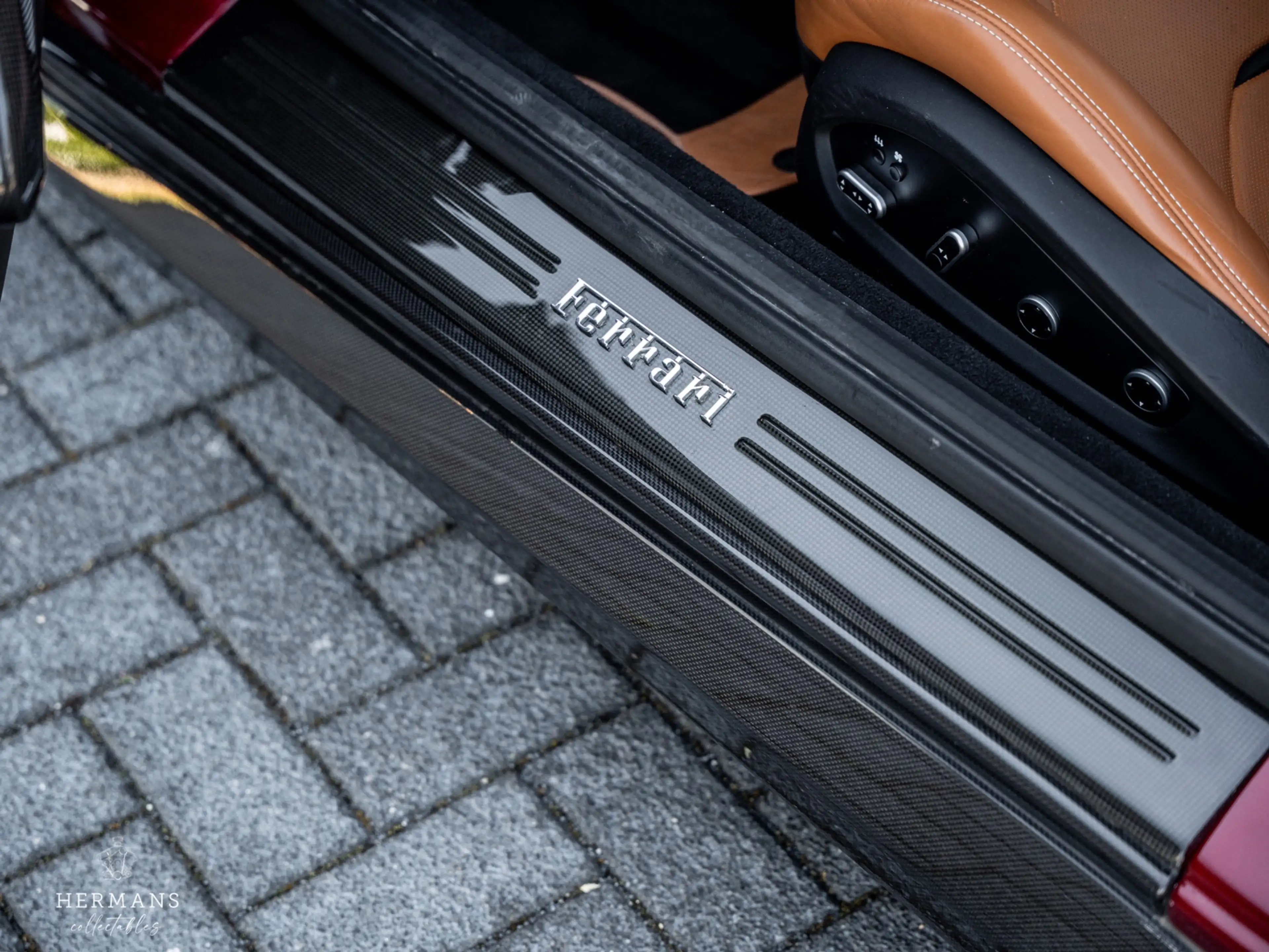 Ferrari GTC4 Lusso GTC4Lusso T 3.9 V8 / Full PPF / Carbon / Passanger — photo 12