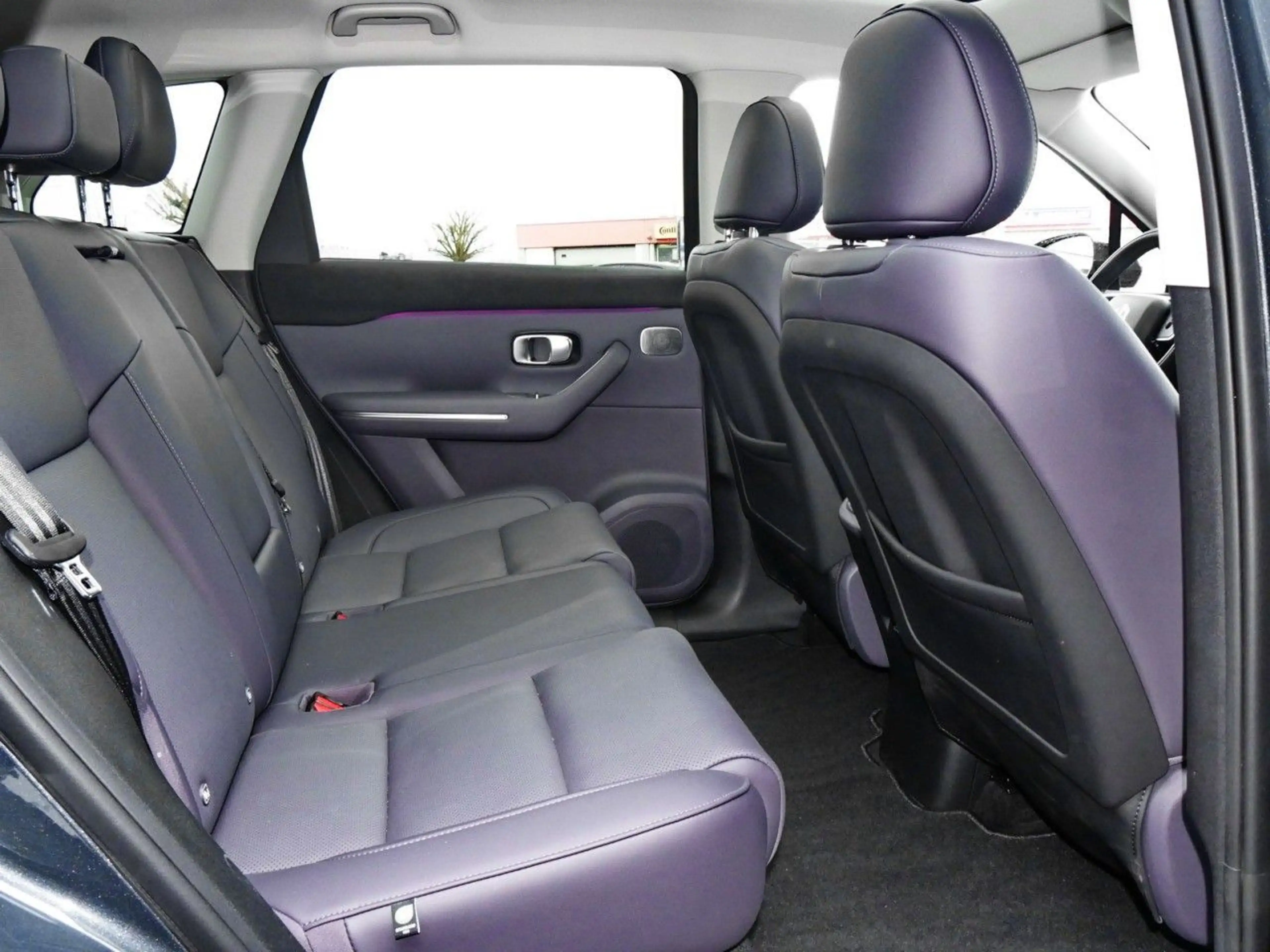 Leapmotor C10 MY25 Design REEV 360-Grad-Kamera+ACC+Navi Klima — photo 8
