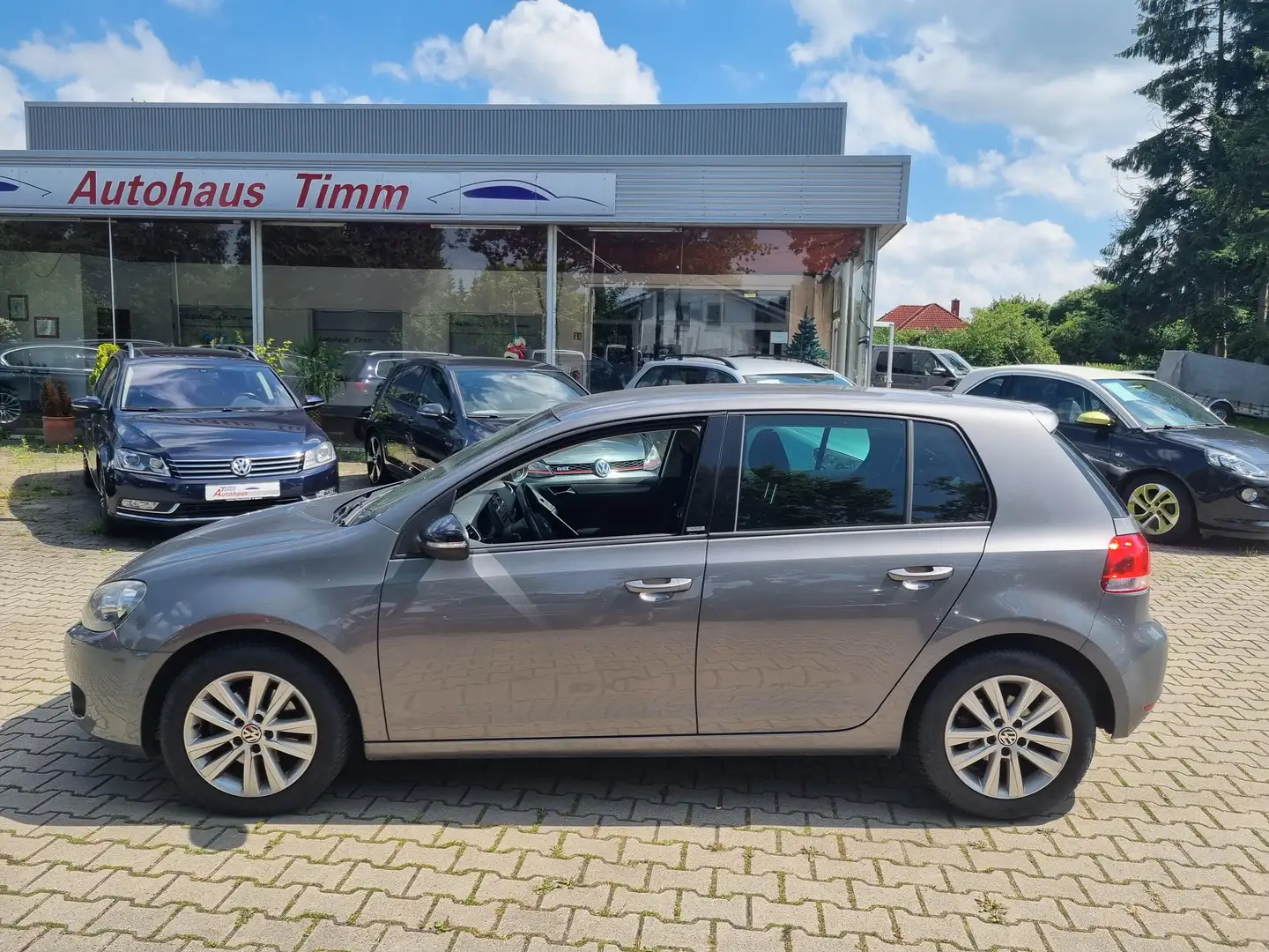 Volkswagen Golf 1.4 TSI Style Grau - 2