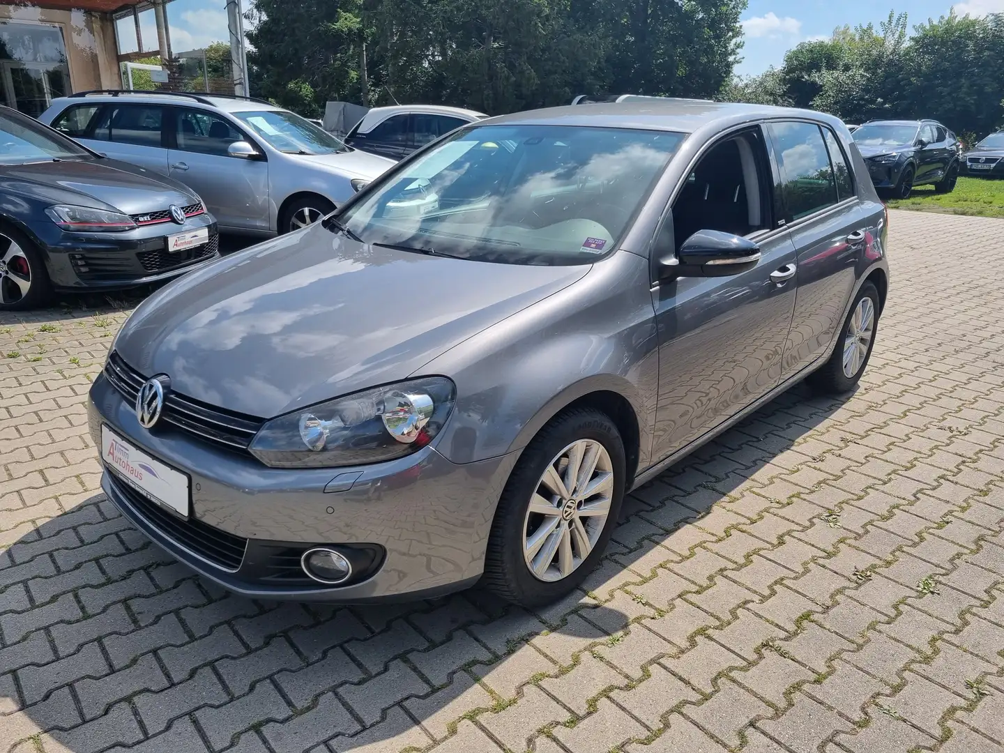 Volkswagen Golf 1.4 TSI Style Grau - 1