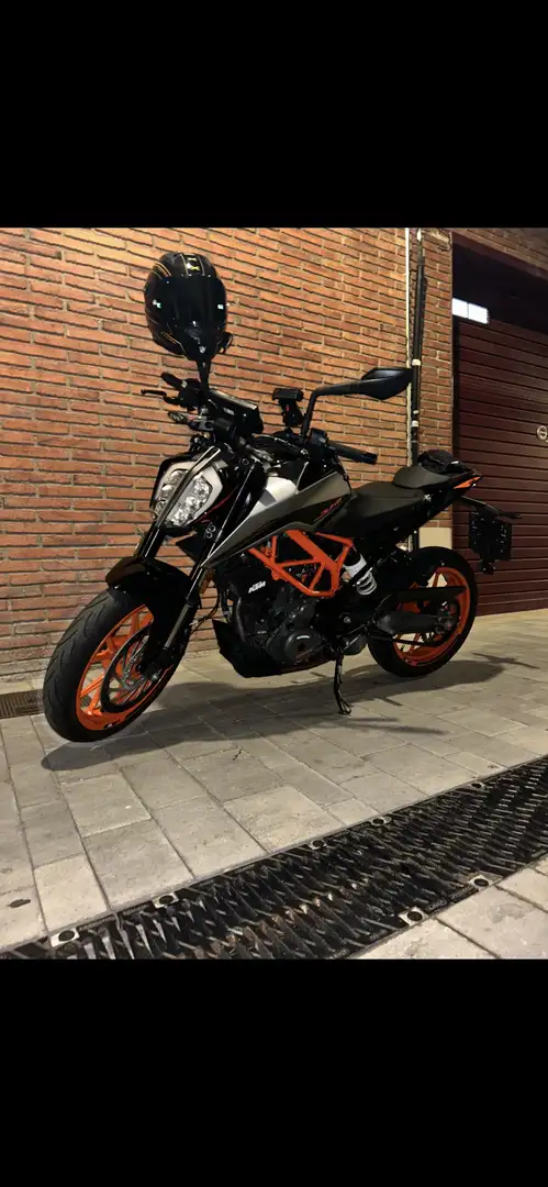 KTM 390 Duke Naranja Y Gris - 1