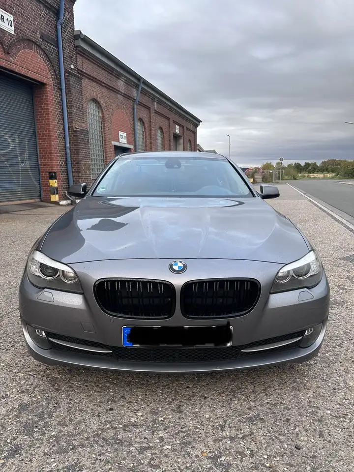 BMW 528