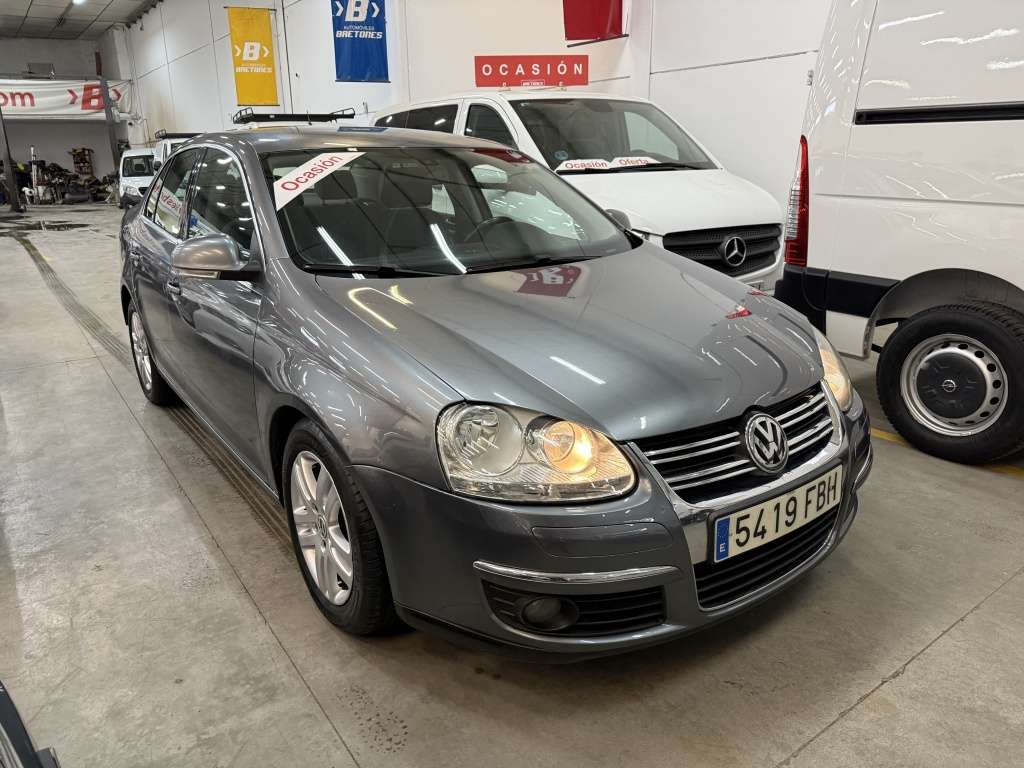 Volkswagen Jetta 1.9TDI Advance - foto 1