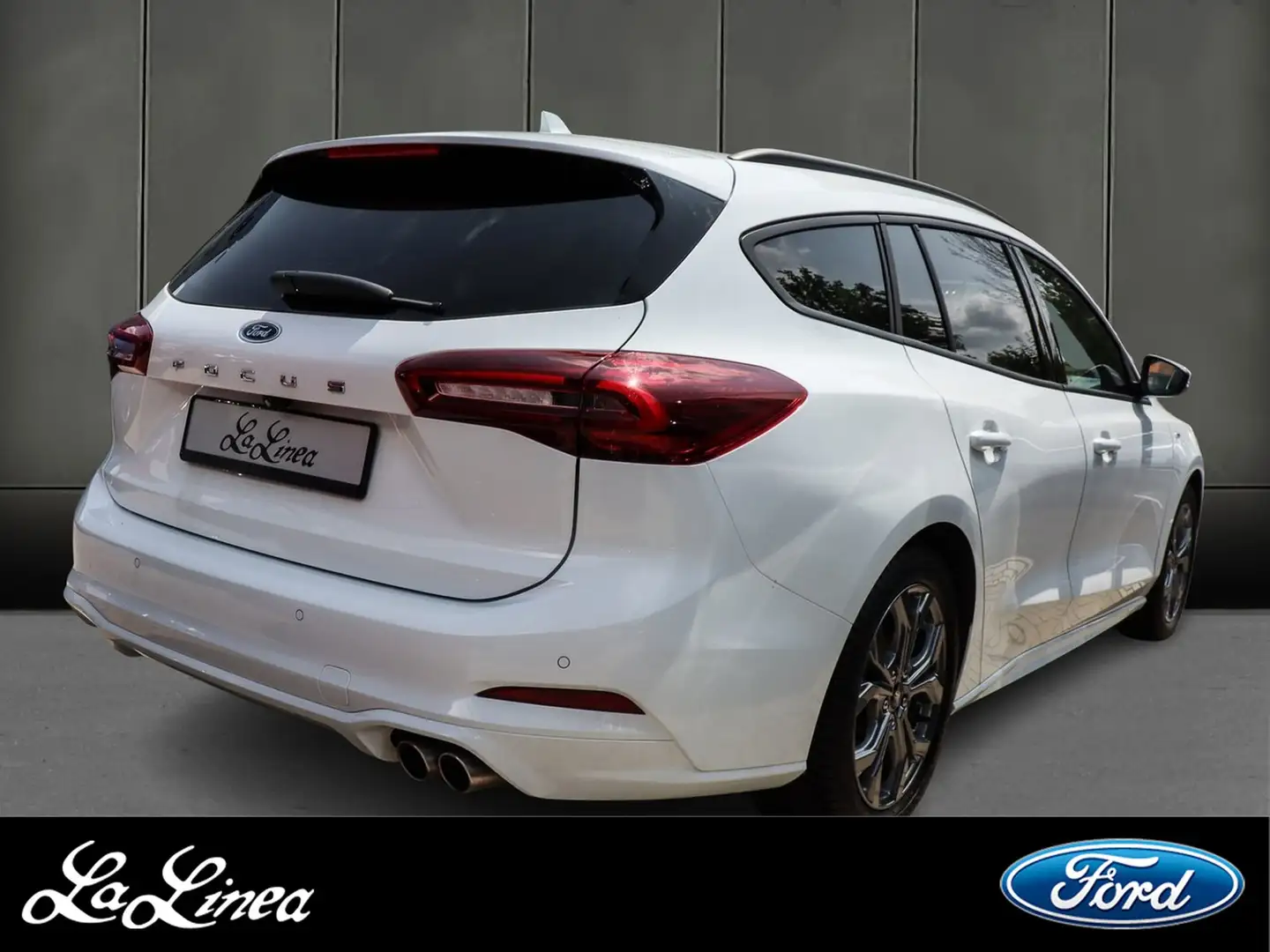 Ford Focus Turnier ST-Line EcoBoost Hybrid Wit - 2