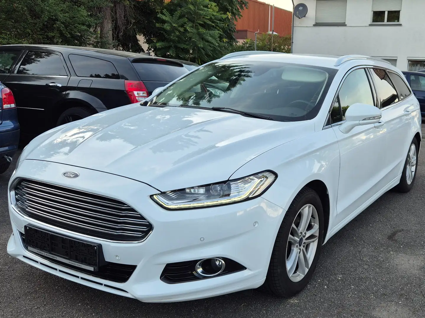 Ford Mondeo 1.5 ecoboost Titanium Led Kamera Keylles Go Weiß - 1