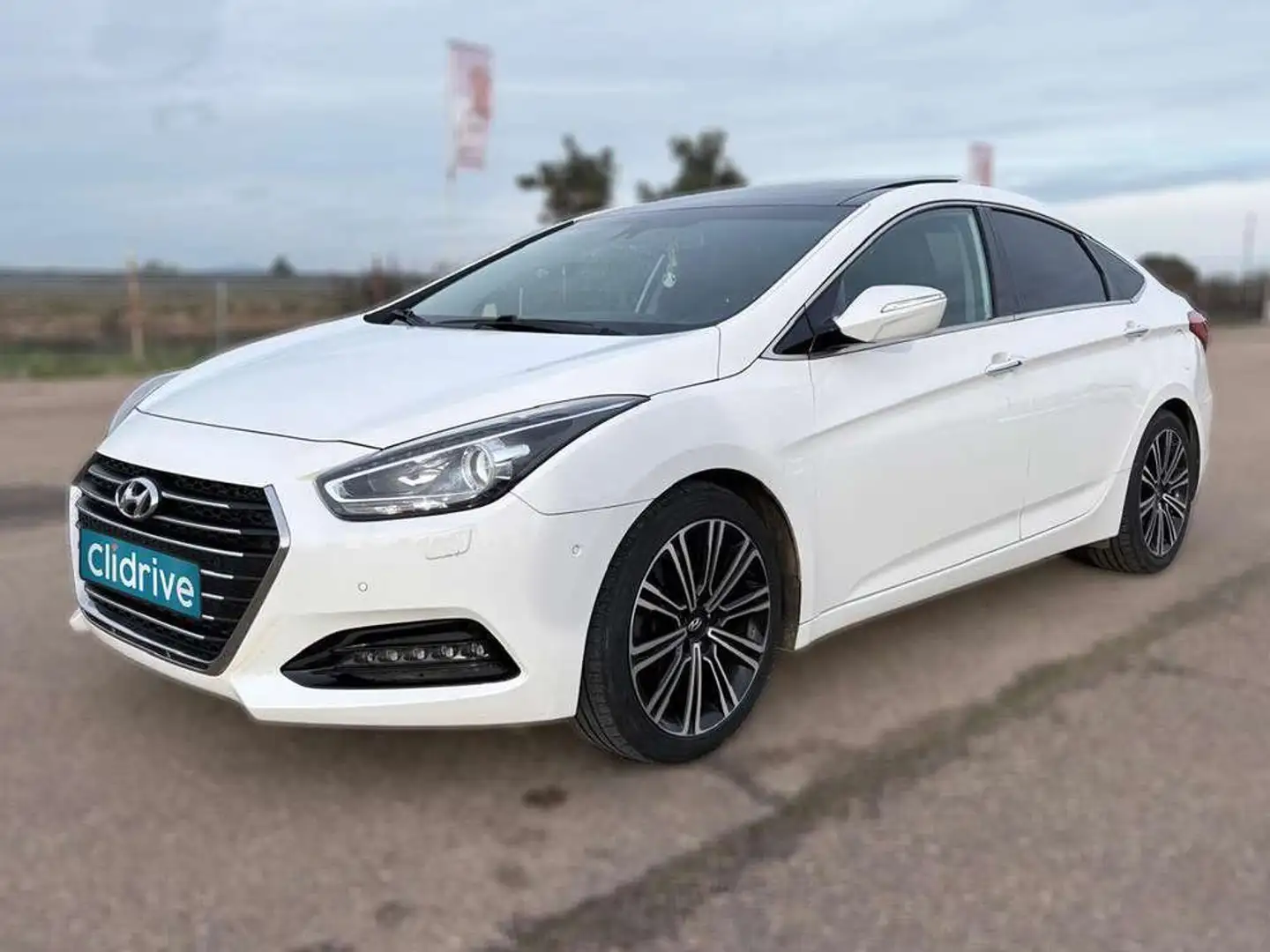 Hyundai i40 1.7 CRDi 141cv BlueDrive Style Blanc - 2