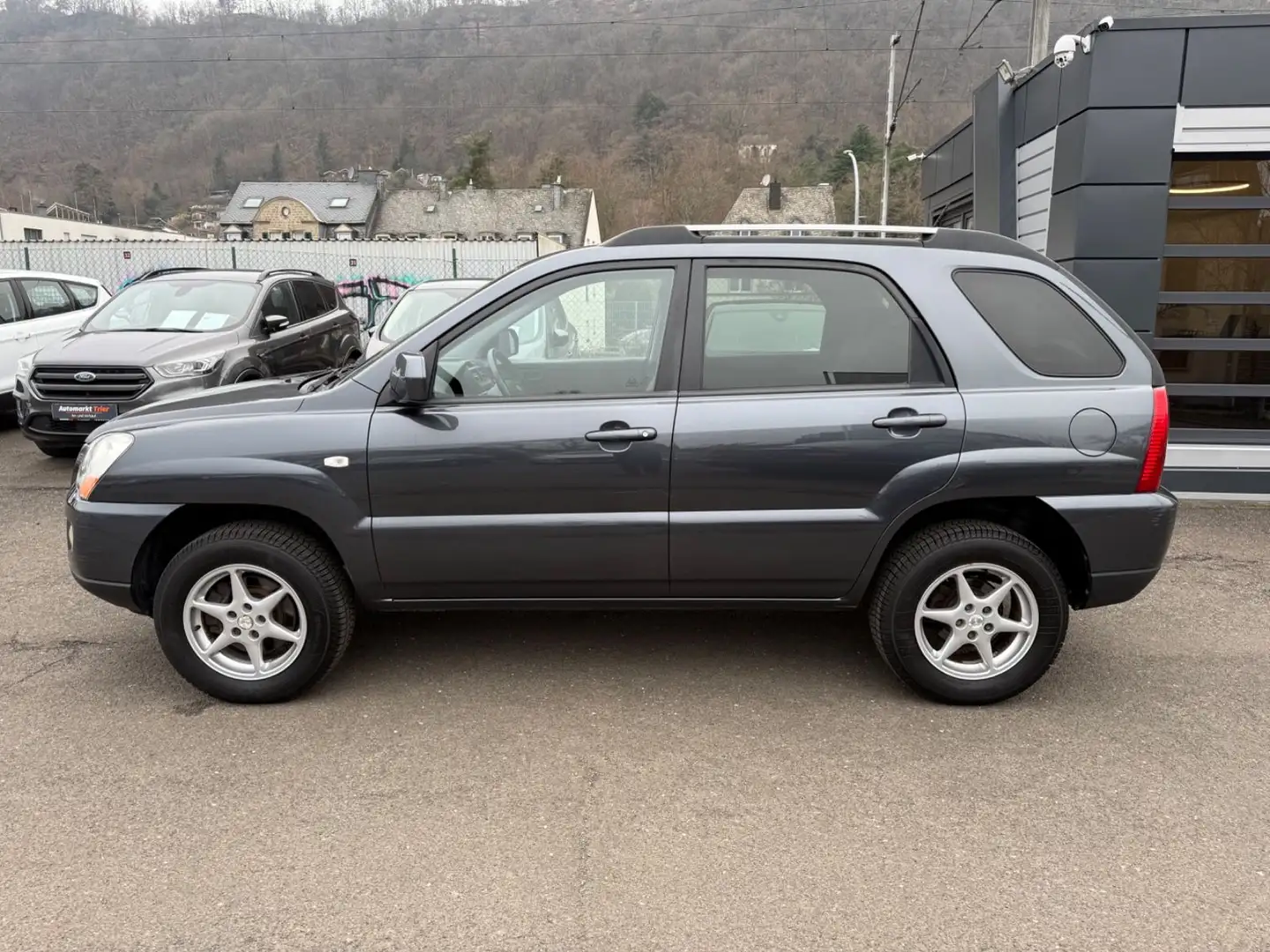 Kia Sportage 2.0 Seven Stars! TÜV NEU! Top Zustand! Vert - 2