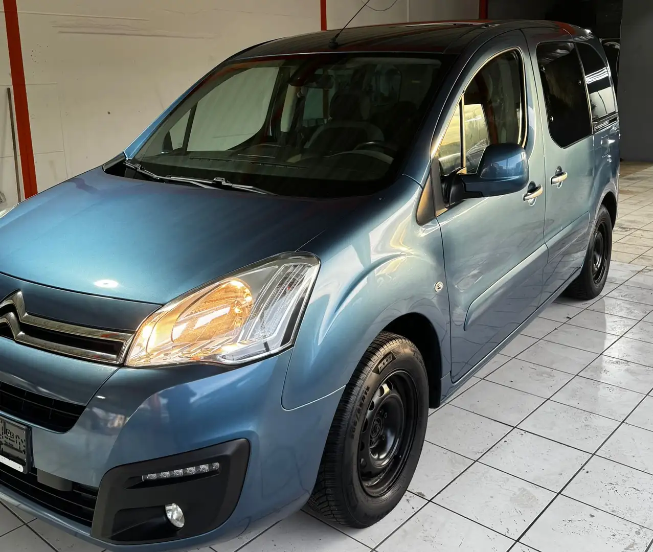 Citroen Berlingo Berlingo Kombi Diesel Multispace BlueHDi Bleu - 2