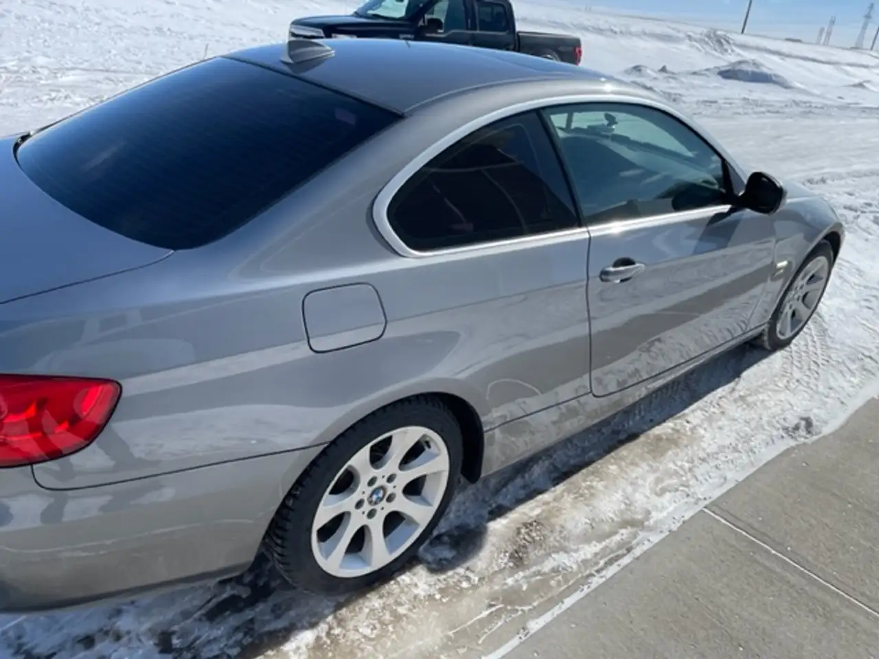 BMW 3 Series снимка BMW 3 Series