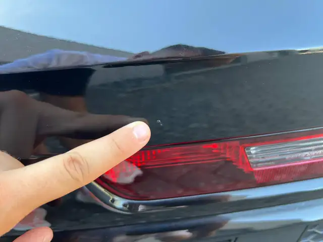 Audi Q3 view 14
