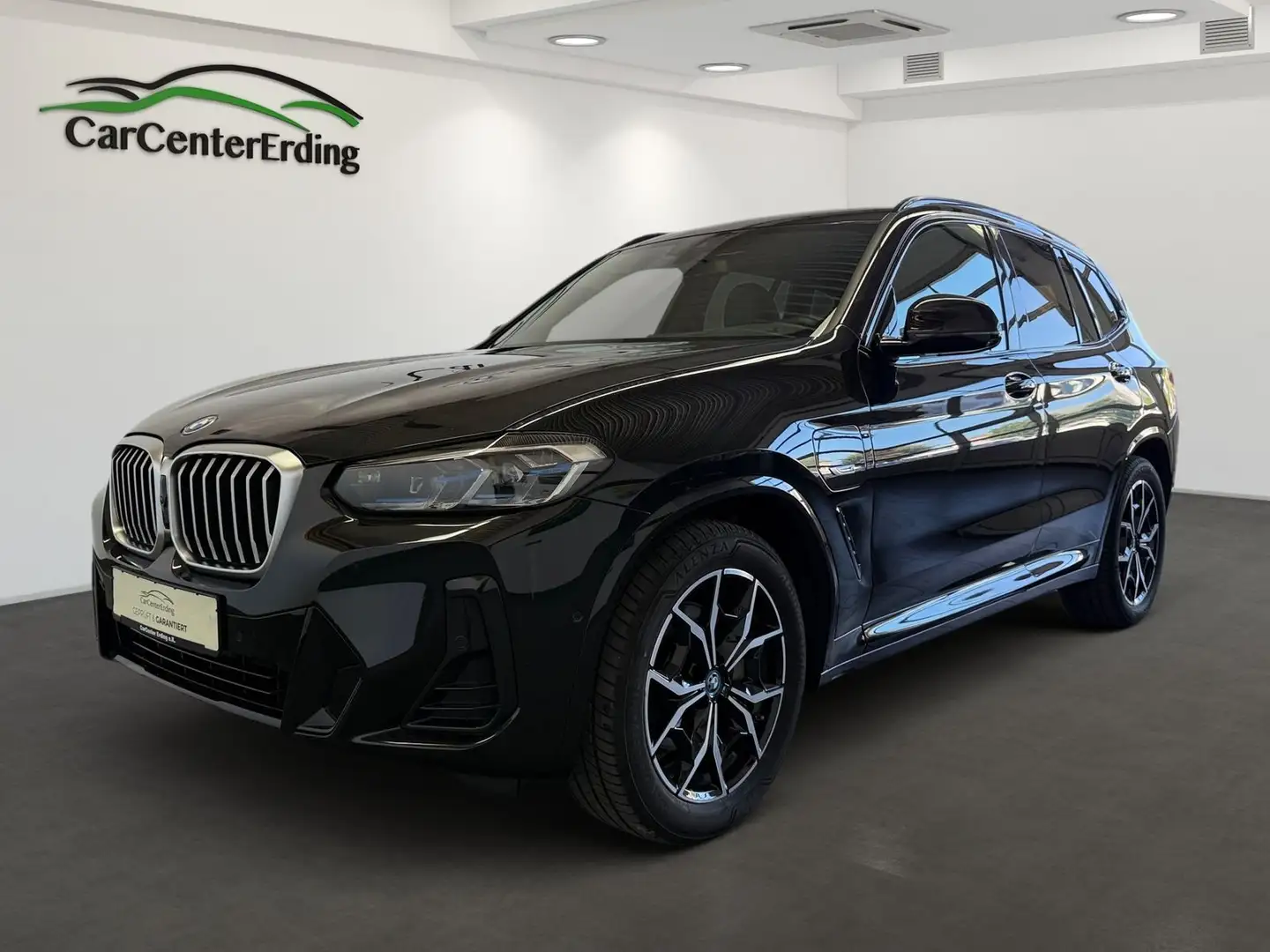 BMW X3 xDrive30e*M Sport*Laser*Navi*360*HUD*Leder*PDC Zwart - 1