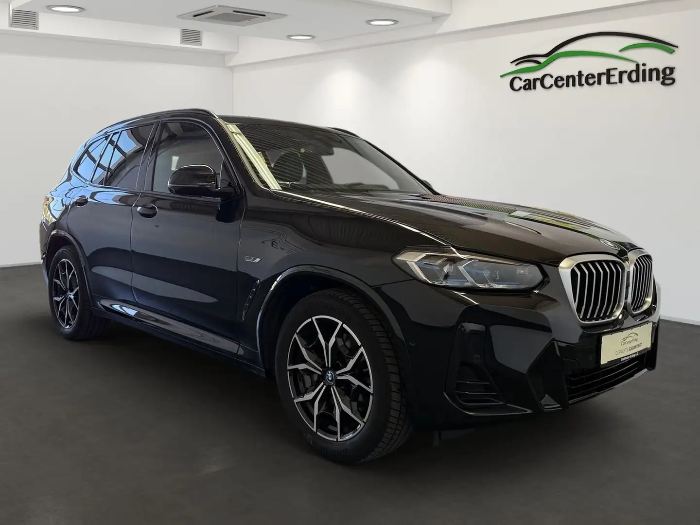BMW X3 xDrive30e*M Sport*Laser*Navi*360*HUD*Leder*PDC Zwart - 2