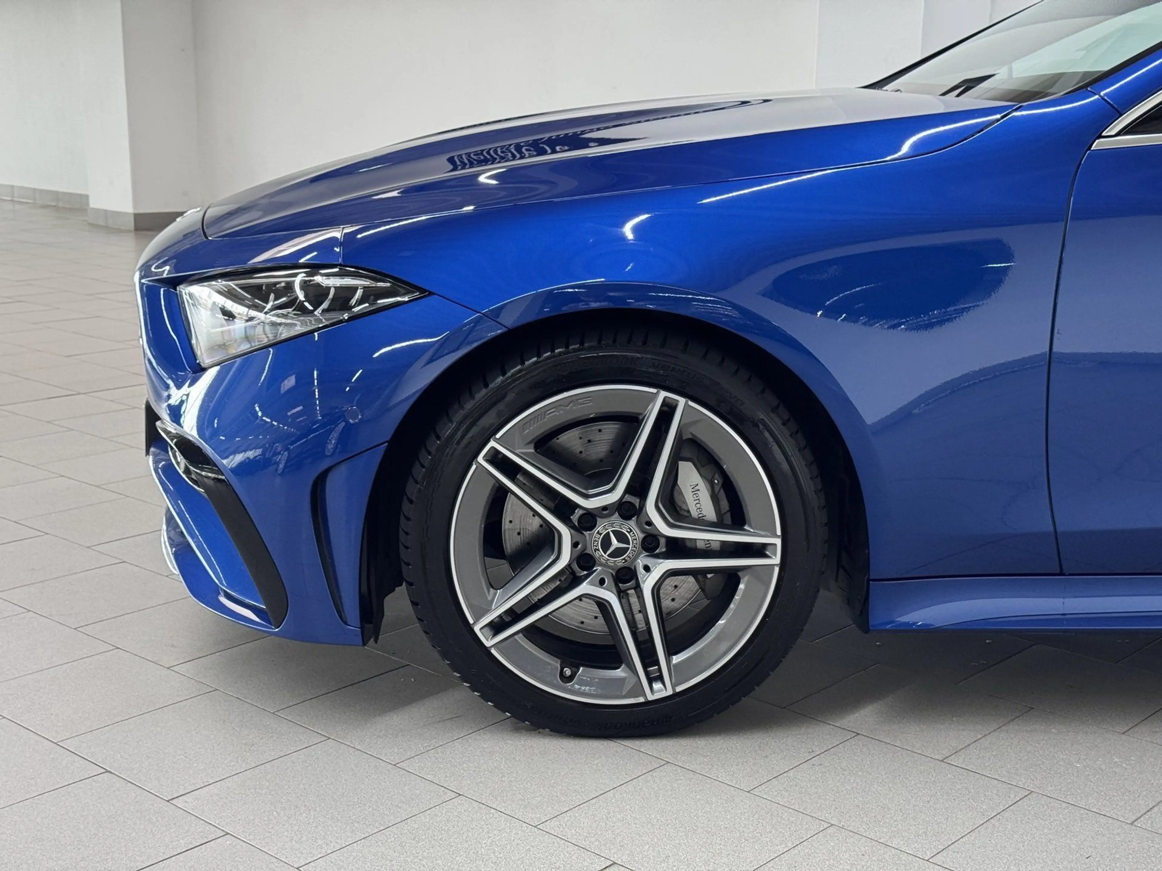 Mercedes-Benz CLS 450 4M AMG+19"AMG+AHK+LED+MBUX HIGH END+KAM — photo 7