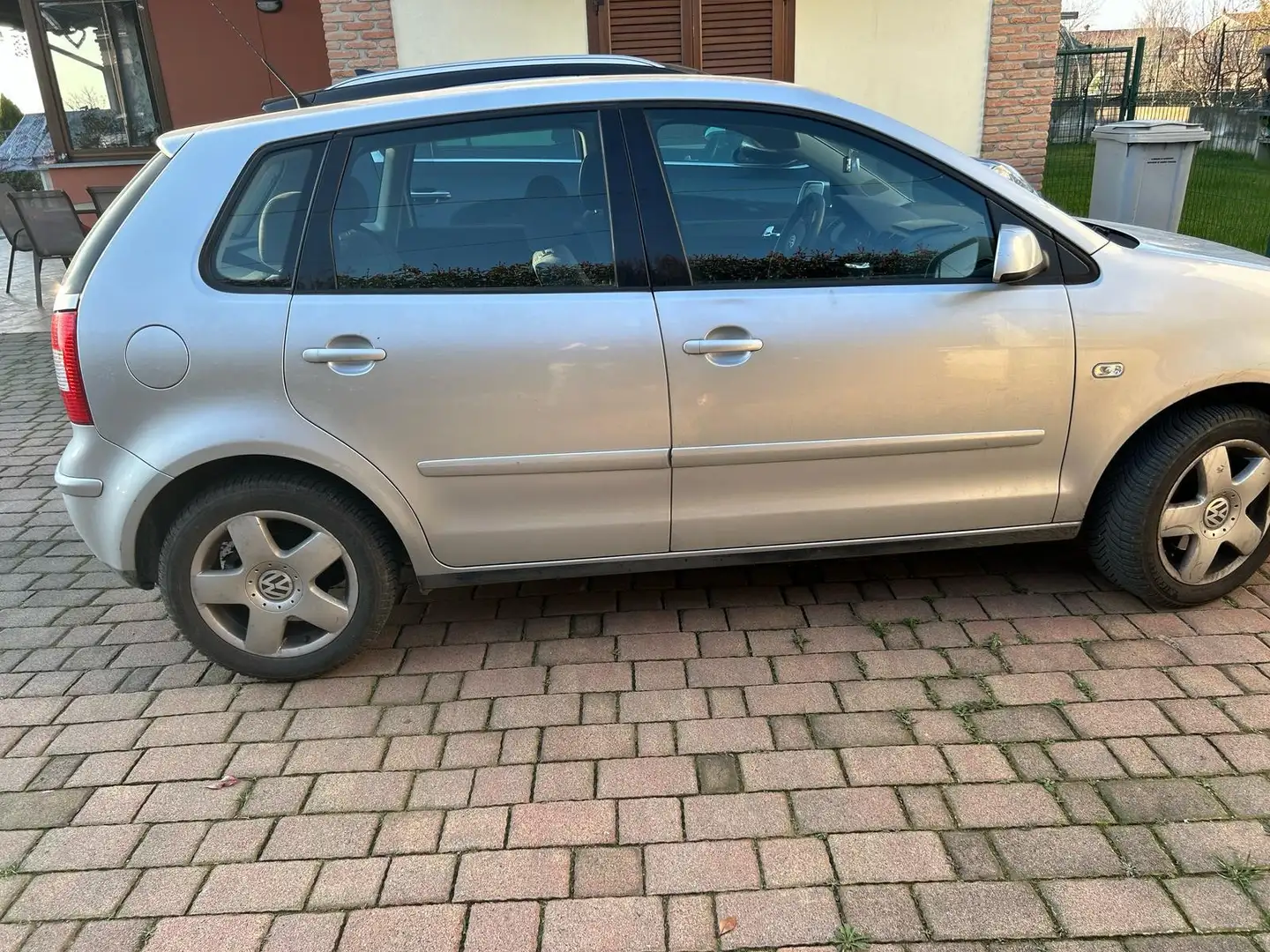 Volkswagen Polo 5p 1.9 tdi Highline - 2