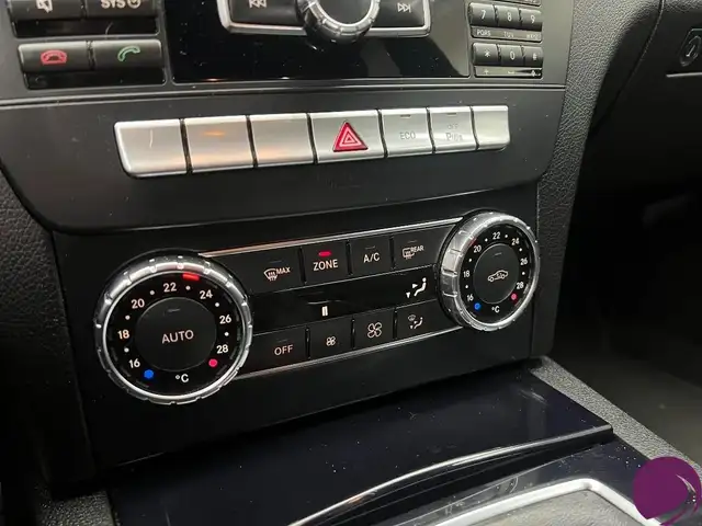 Mercedes-Benz C-Class view 12