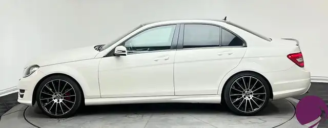 Mercedes-Benz C-Class view 3