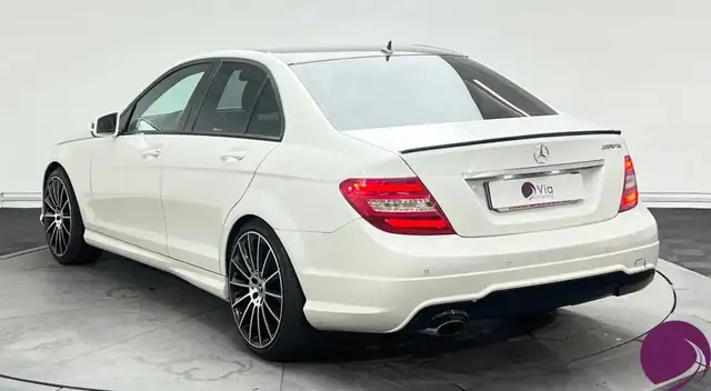 Mercedes-Benz C-Class view 6