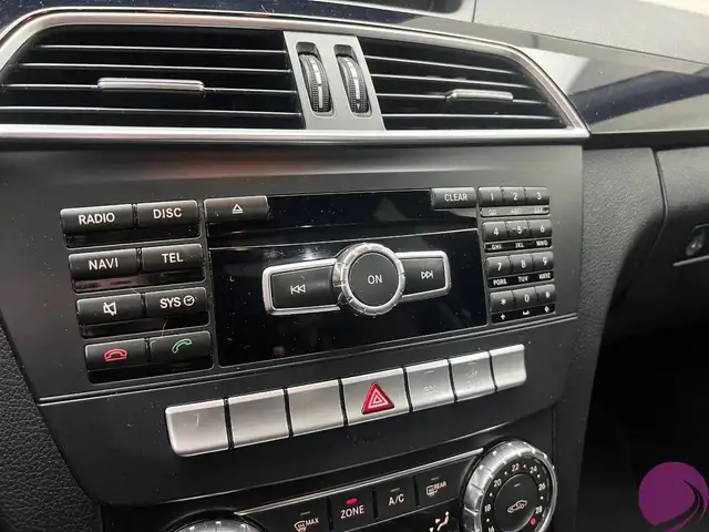 Mercedes-Benz C-Class view 13