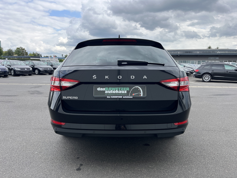Skoda Superb Combi 2.0 TDI DSG Ambition 175€ m.20% Anz. Navi — photo 9