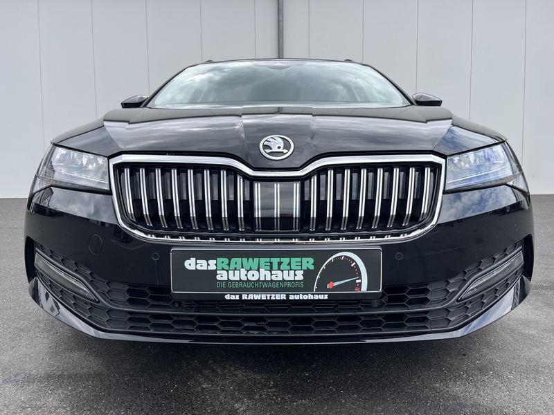 Skoda Superb Combi 2.0 TDI DSG Ambition 175€ m.20% Anz. Navi — photo 4