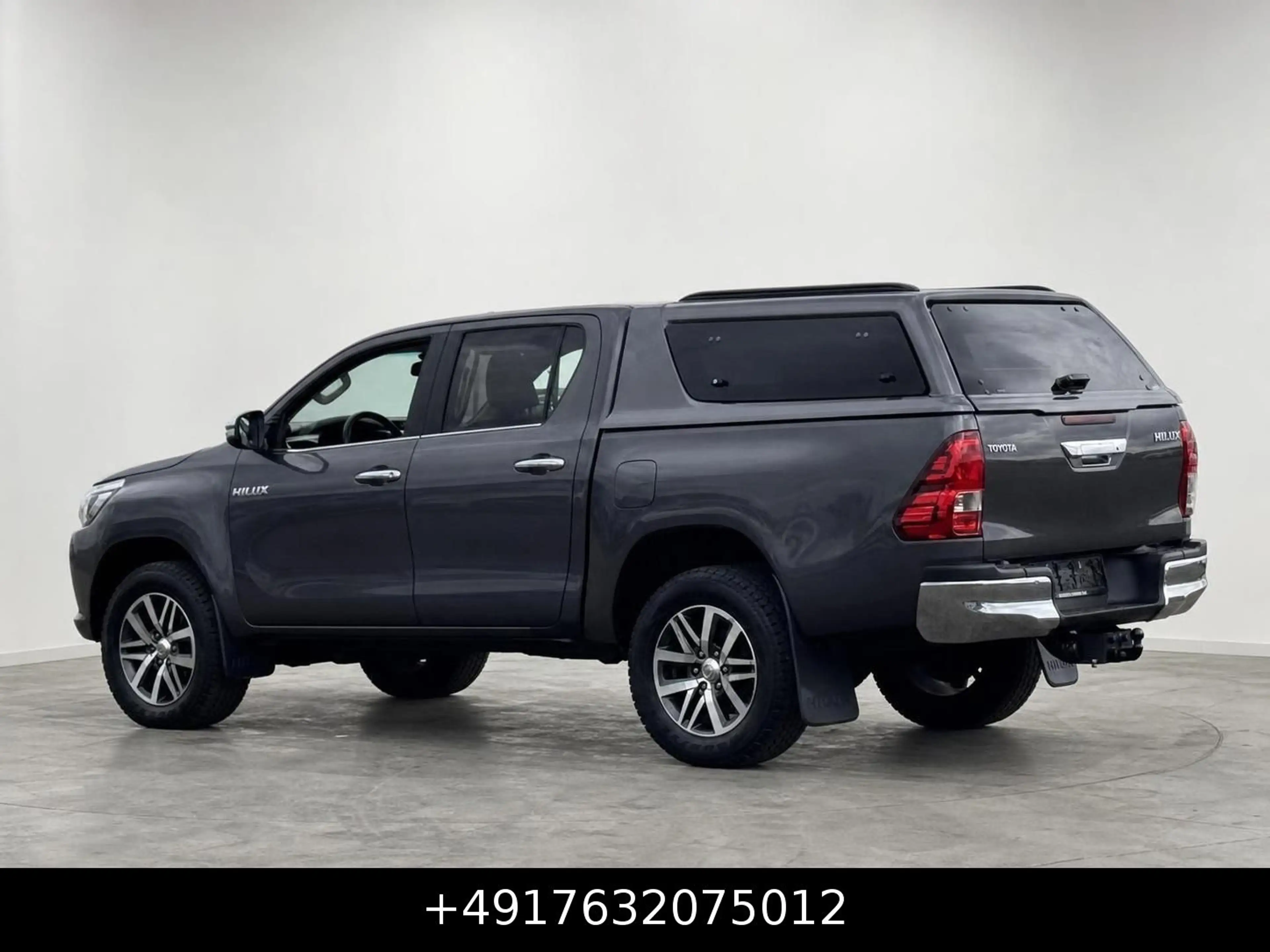 Toyota Hilux Double Cab Executive 4x4 Leder Aut. 1.Hand — photo 13