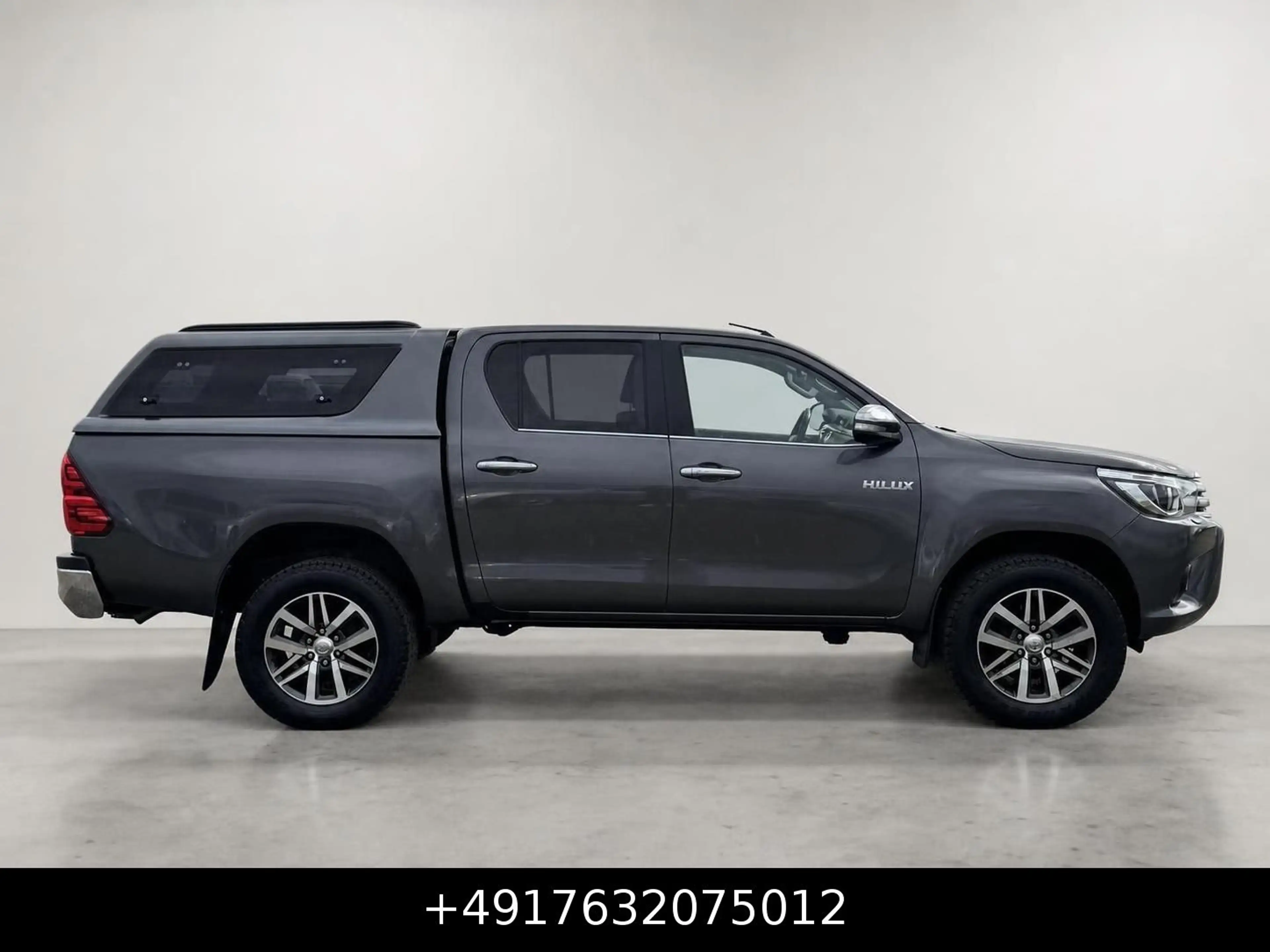 Toyota Hilux Double Cab Executive 4x4 Leder Aut. 1.Hand — photo 8