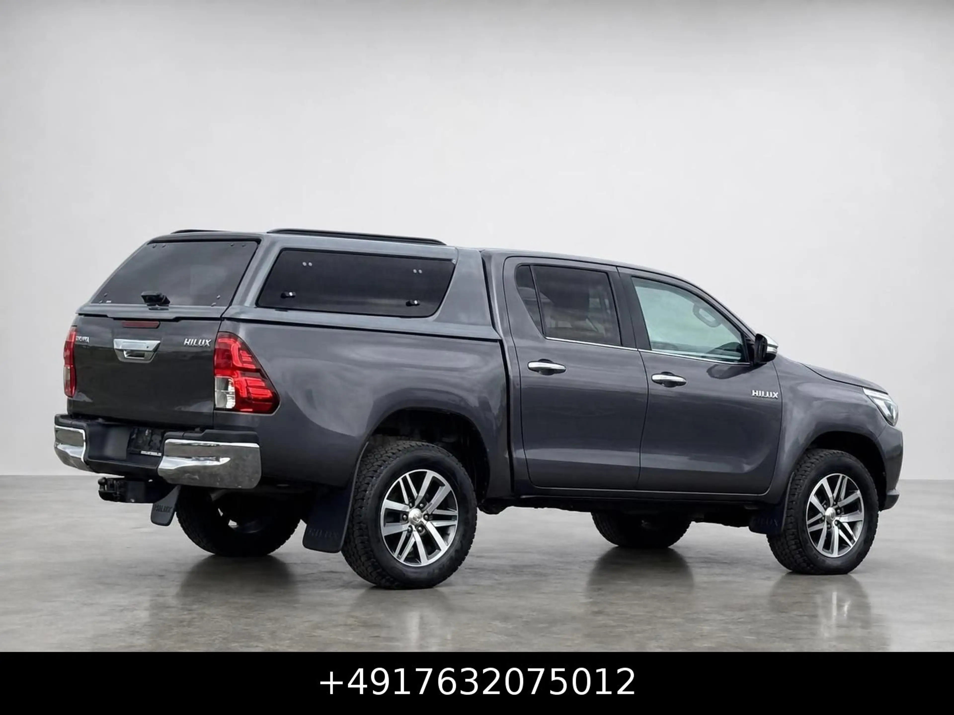 Toyota Hilux Double Cab Executive 4x4 Leder Aut. 1.Hand — photo 9
