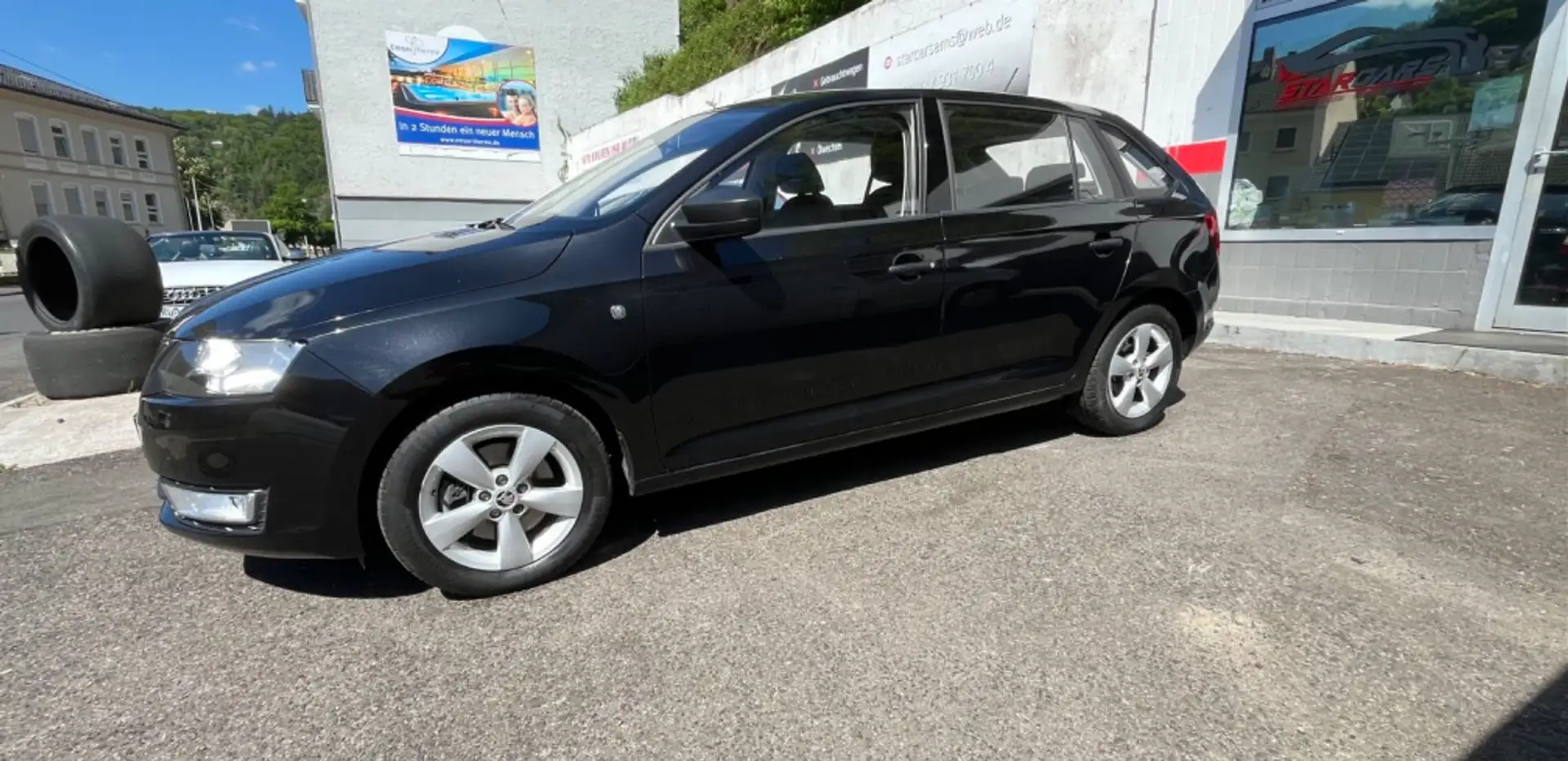 Skoda Rapid/Spaceback Spaceback Active Fekete - 2