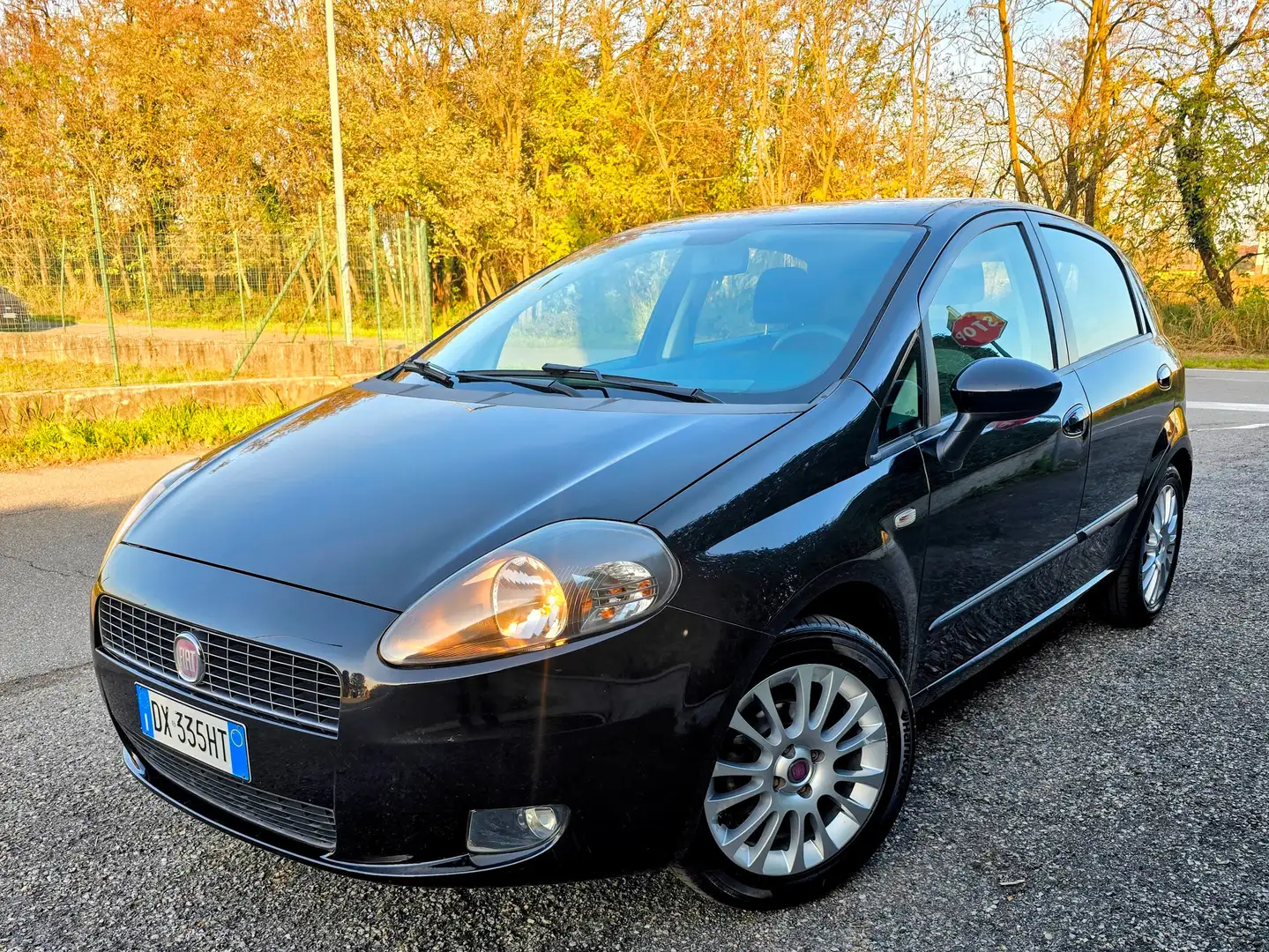 Fiat Grande Punto Grande Punto III 2005 5p 1.2 Actual 65cv Schwarz - 1