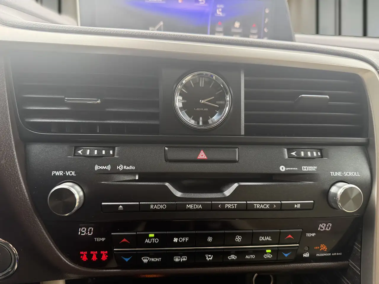Lexus RX снимка Lexus RX
