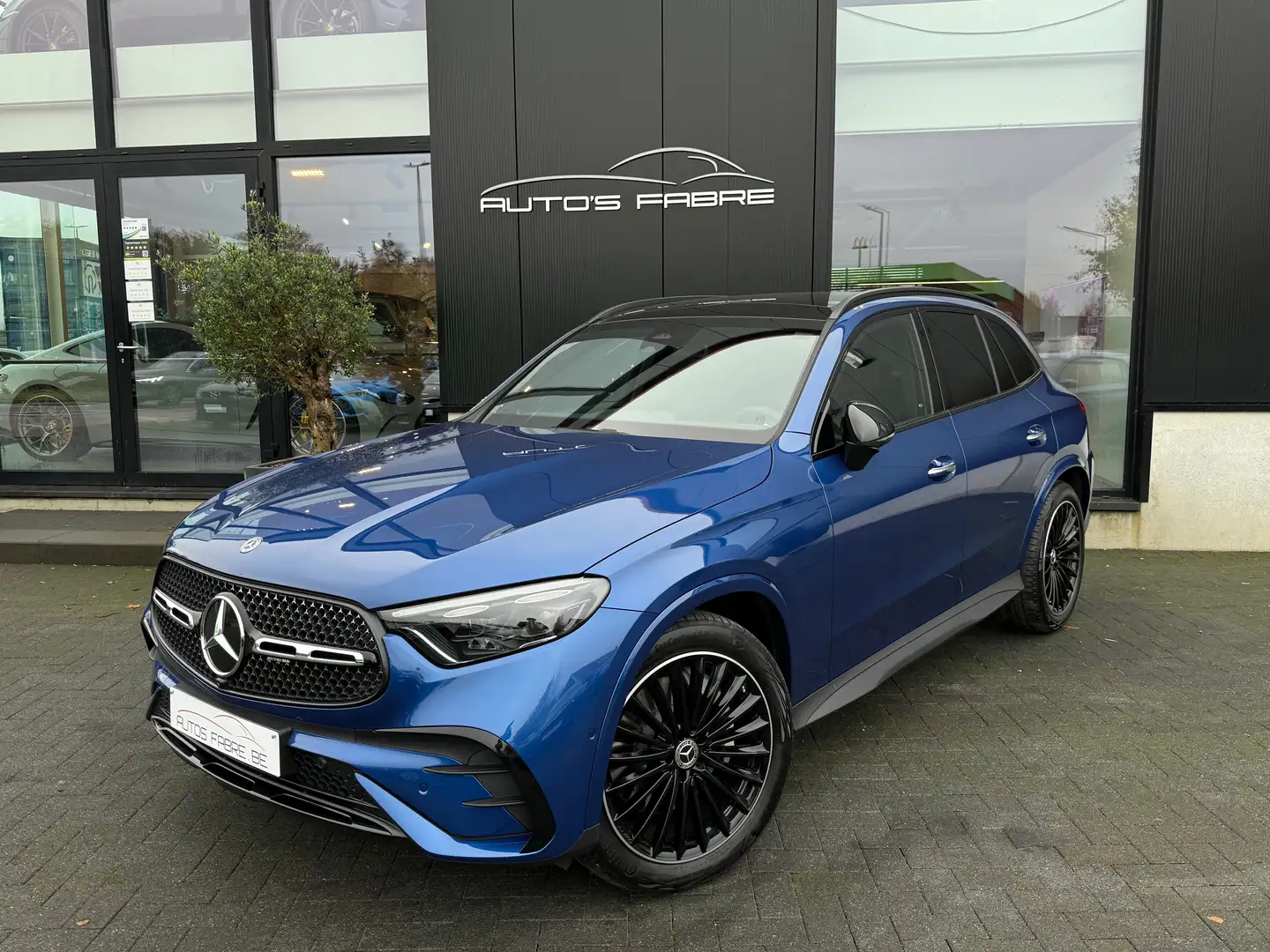 Mercedes-Benz GLC 200 4Matic 9G-TRONIC Edition AMG Line Panorama 6000km Azul - 1