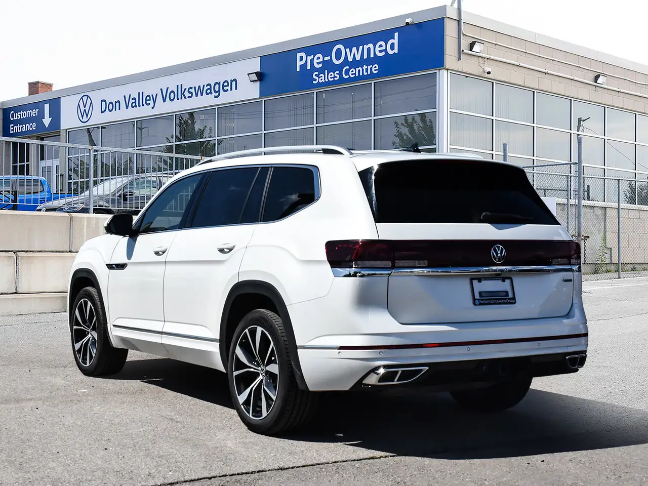 Volkswagen Atlas снимка Volkswagen Atlas