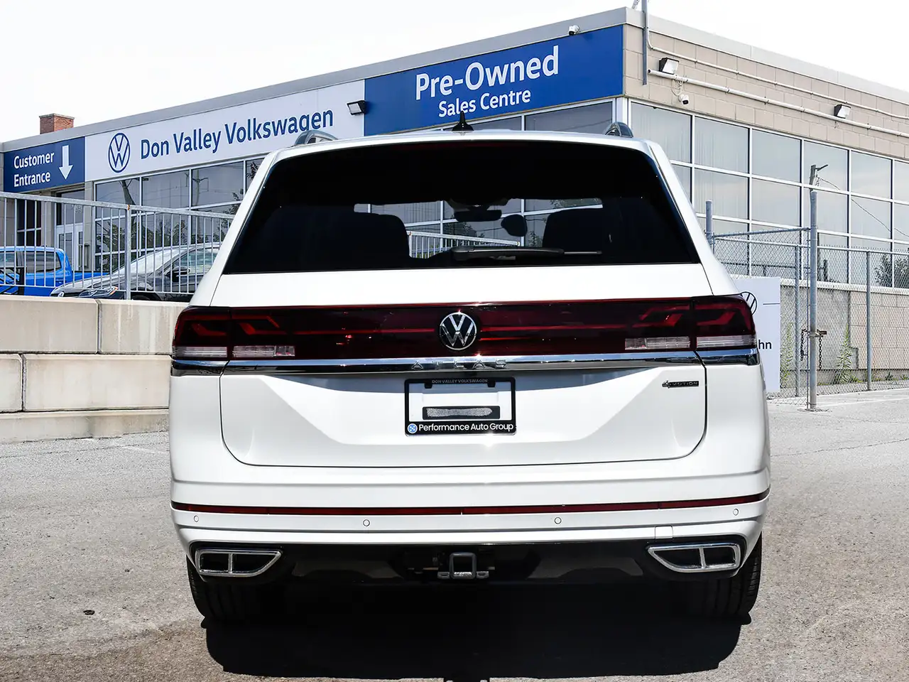 Volkswagen Atlas снимка Volkswagen Atlas