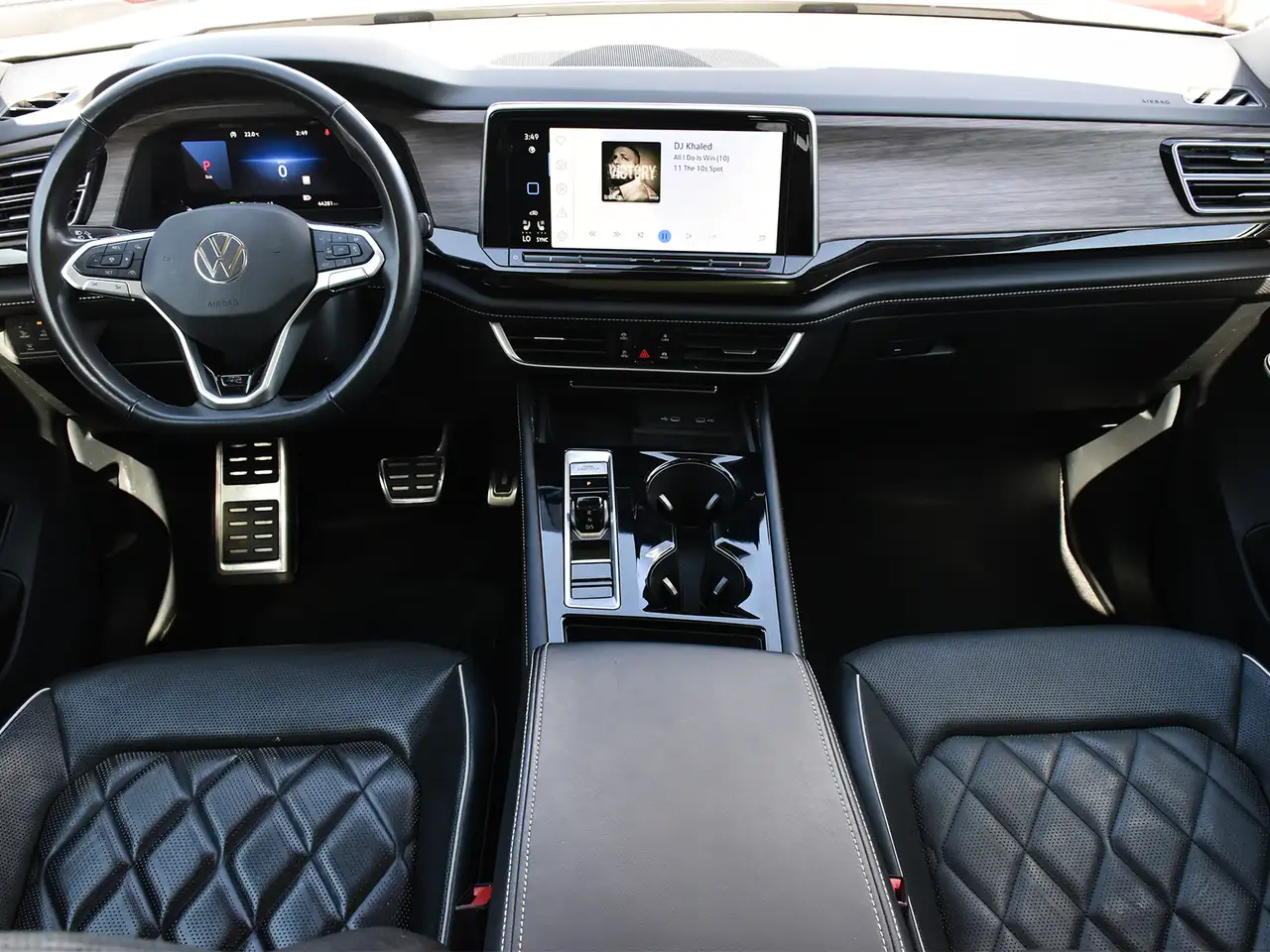 Volkswagen Atlas снимка Volkswagen Atlas