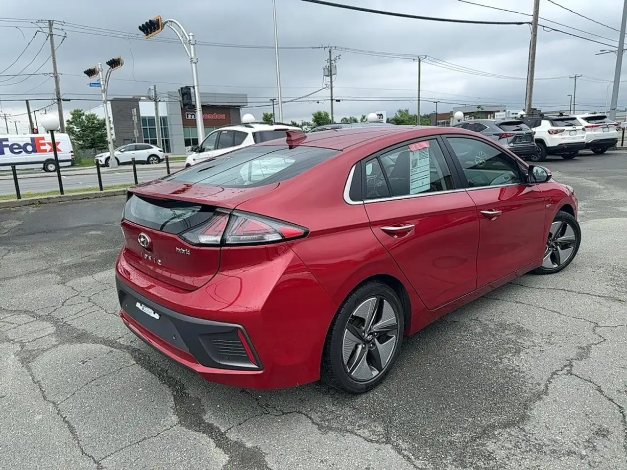 Hyundai IONIQ снимка Hyundai IONIQ
