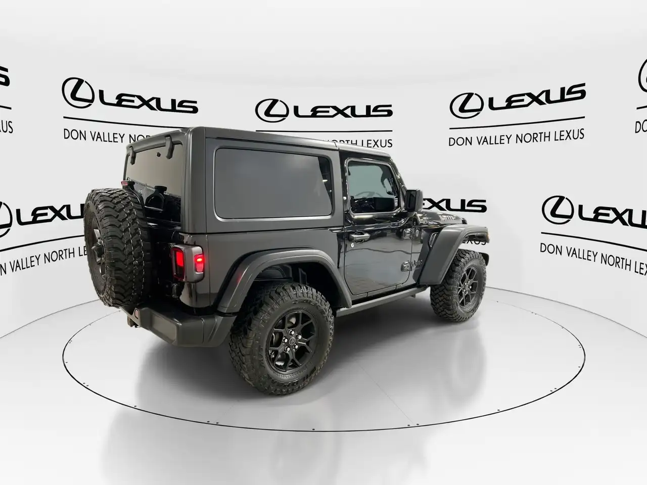 Jeep Wrangler photo Jeep Wrangler