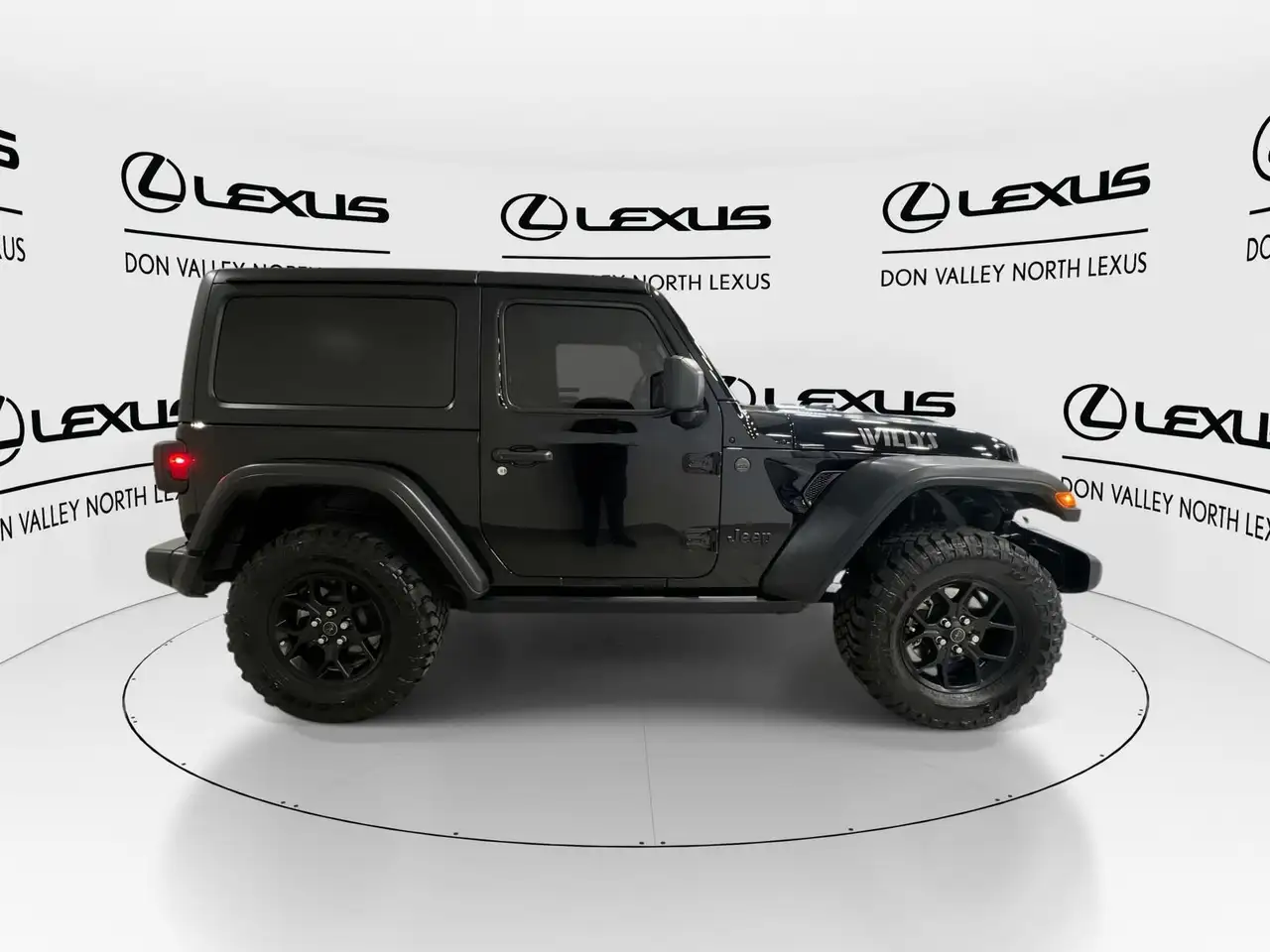 Jeep Wrangler photo Jeep Wrangler